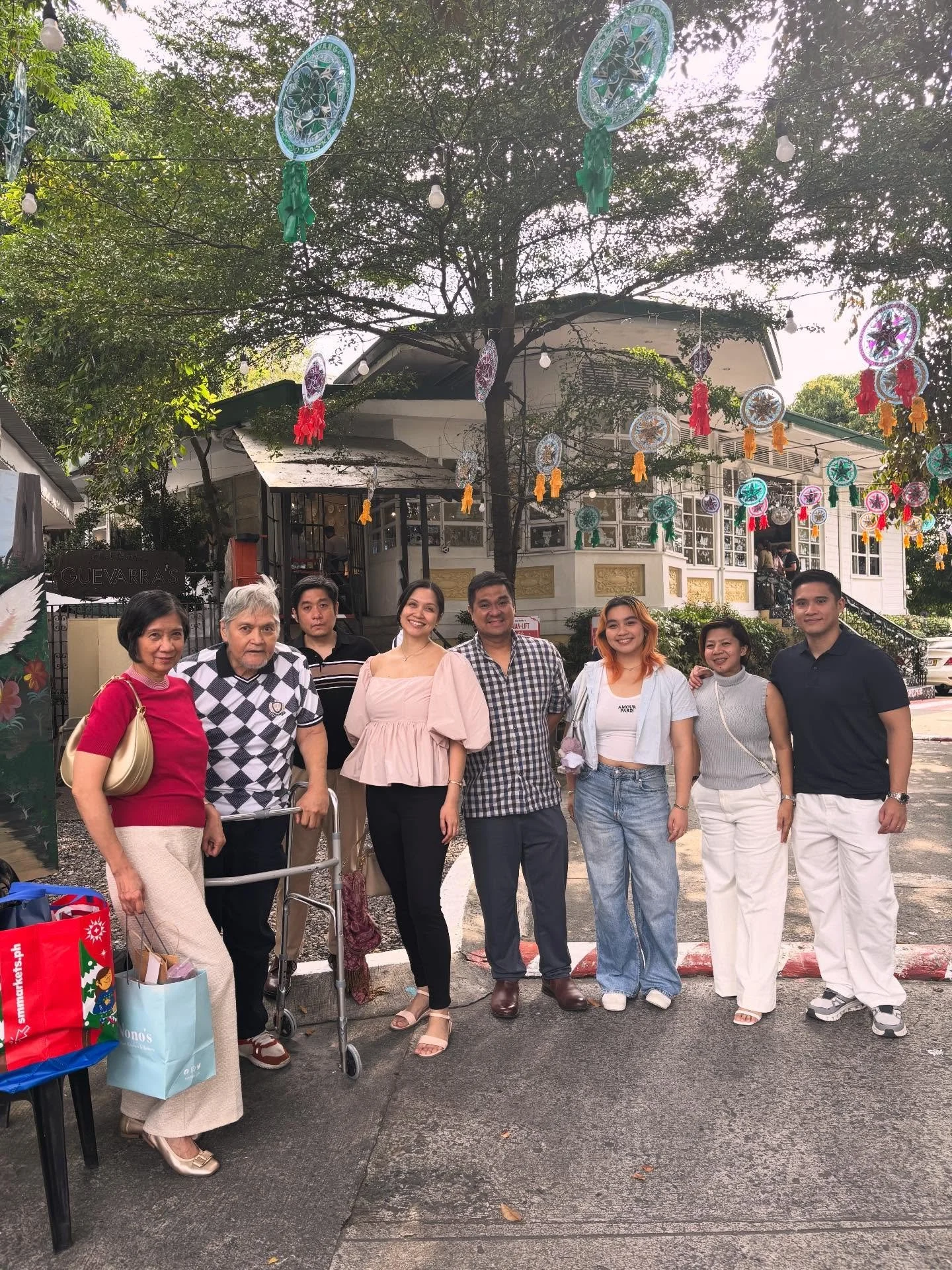 Busog sa pagkain, busog sa pagmamahal. 💕

With prayers and fervent wishes that your holiday season be filled with warmth, love, and many moments of joy, and for those that need it, comfort, kindness, and ease. 🙏 Merry Christmas, dearest friends! ✨