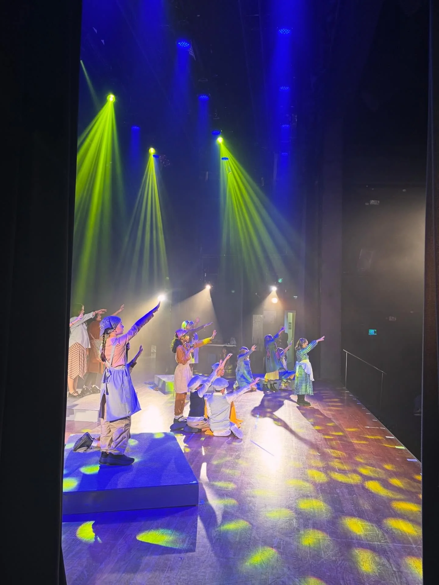 Going back to some magical things I want to celebrate ✨ 01.25.2026 was our joint @makebelieve.ph Baby Stagelights and Stagelights Drama Camp culminating activity. It was a joy and immense pleasure to watch our kids take to the stage and shine like th