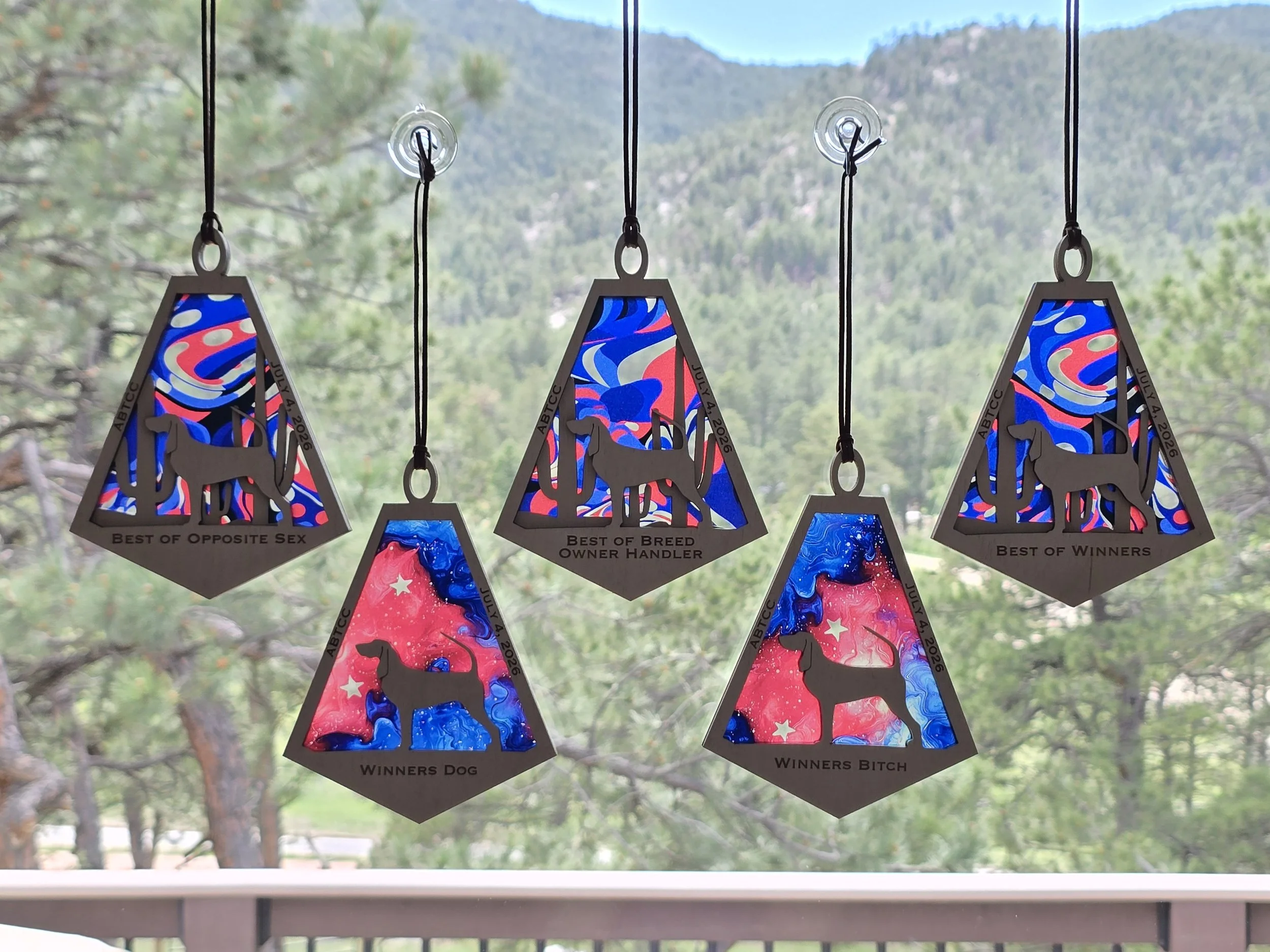 Five Black and Tan Coonhound acrylic suncatchers with placements, ABTCC, red white and blue acrylic