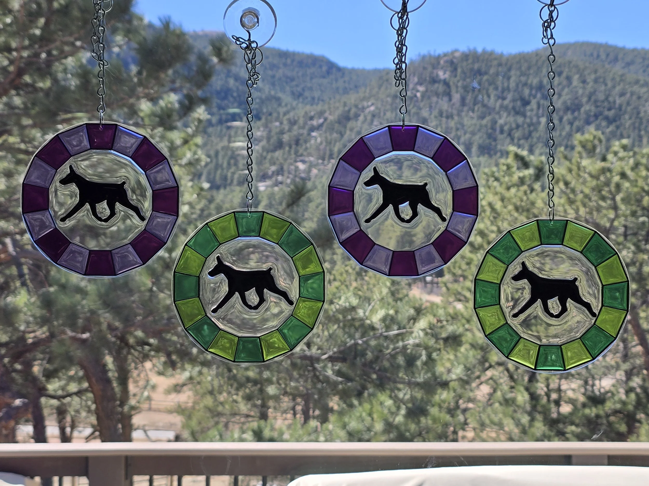 Four mini resin rosette suncatchers, Metropolitan Baltimore Doberman Pinscher Club, purple and green