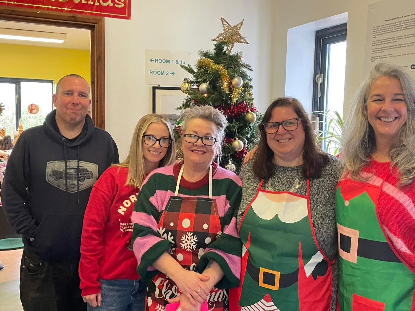 Today Keyham Green Places celebrated its KGP Family Christmas Dinner. We celebrated the people that make KGP possible and all the events and activities work like magic: KGP volunteers and staff. 

Also a huge thank to the elves from Department for Wo