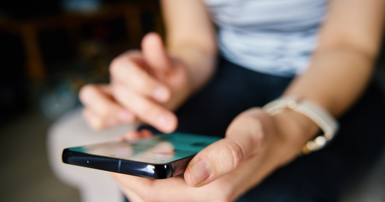 Is It Worth Paying Someone to Manage My Social Media?