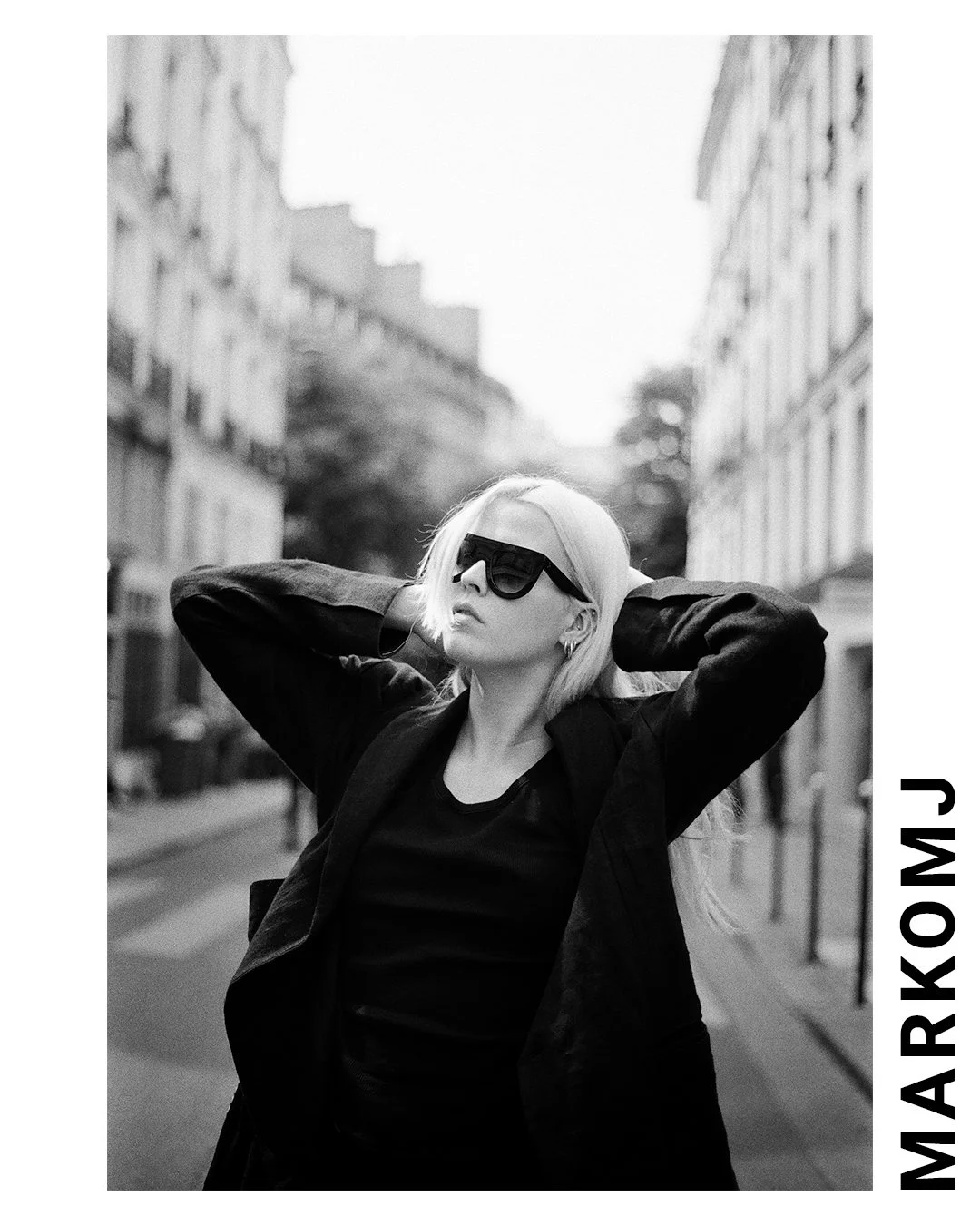 The result of a recently developed film for @markomj
Shot on Ilford HP5 and developed in Kodak XTOL developer 
Thanks for trusting us with your film! 🎞️

Model: @_taisie 

@ilfordphoto 
@kodak_europe