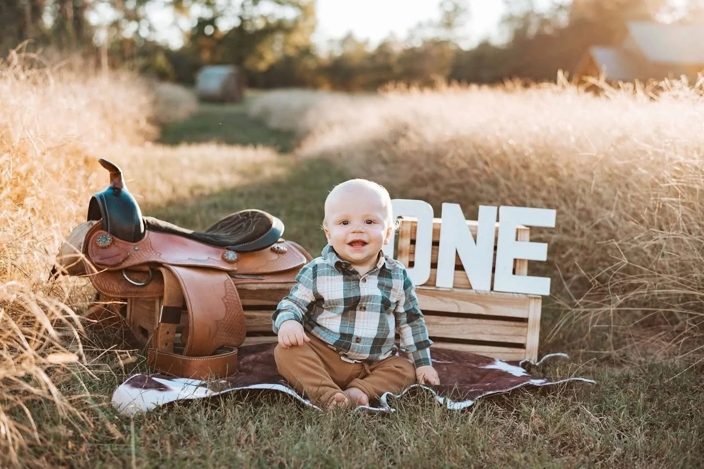 There is something so special about that very first birthday&hellip; one whole year of growth, giggles, and becoming who they are meant to be.

At The Daffodil Farm, we absolutely love celebrating your milestones and creating a timeless, beautiful ba