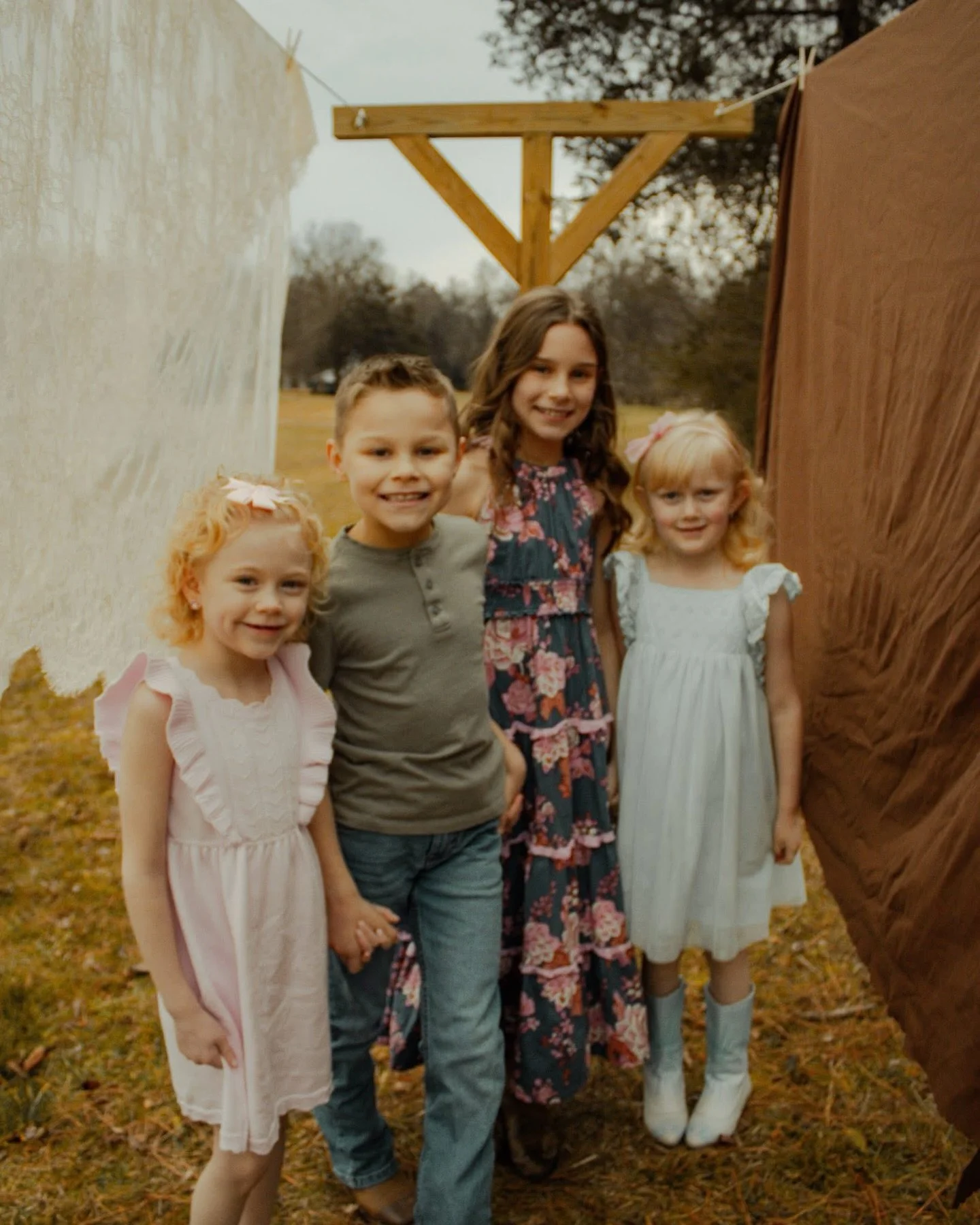 There is just something about vibrant wardrobe against the stillness of our gorgeous lake that brings a vision completely to life. The contrast&hellip; the movement&hellip; the way the color pops against nature&hellip; it&rsquo;s magic every single t