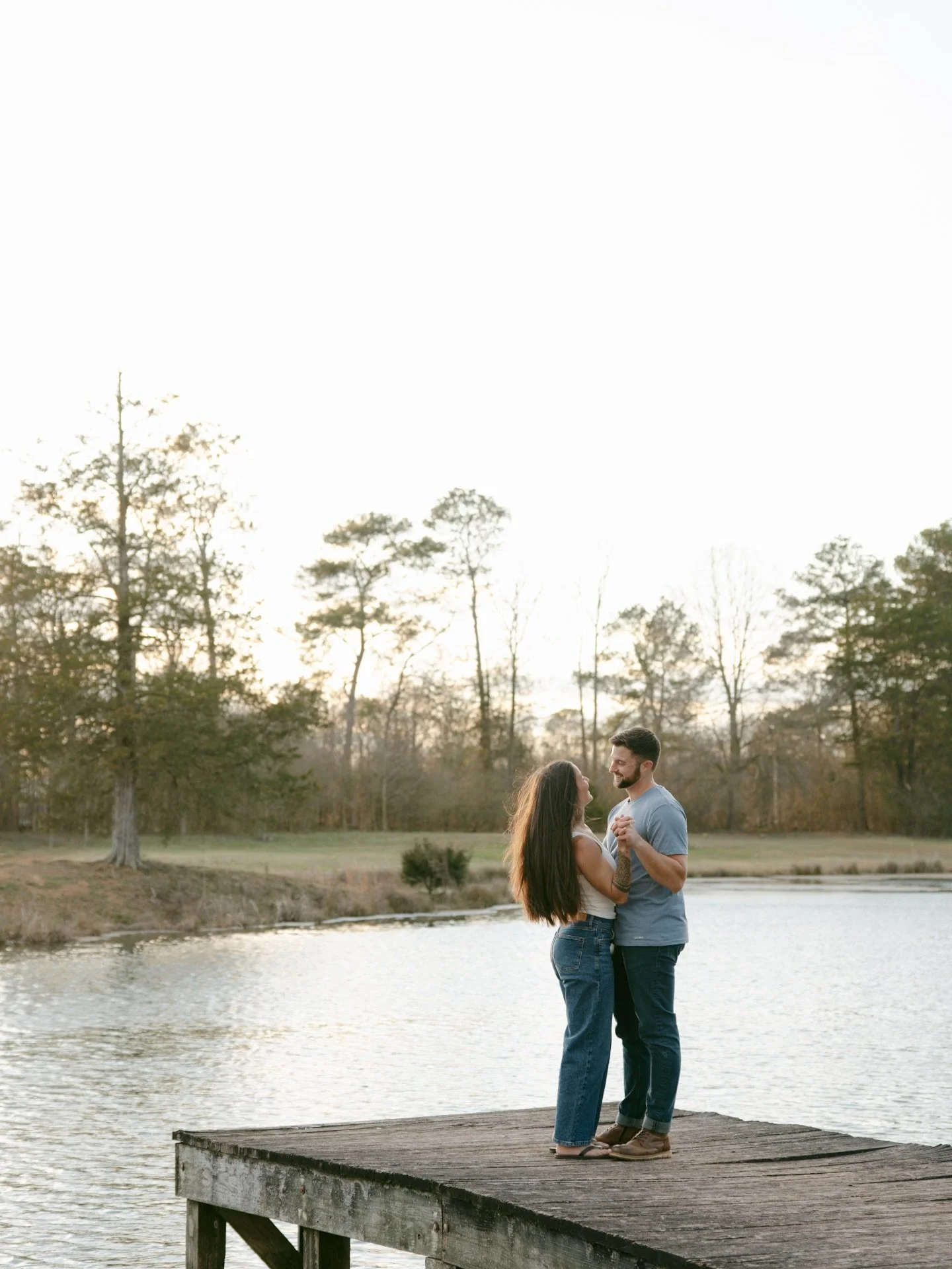 How dreamy is our dock? Tucked right along the water, it&rsquo;s one of those spots that instantly slows everything down&hellip; the quiet ripples, the soft light, and just enough space to soak in the moment together. It&rsquo;s easily one of our fav
