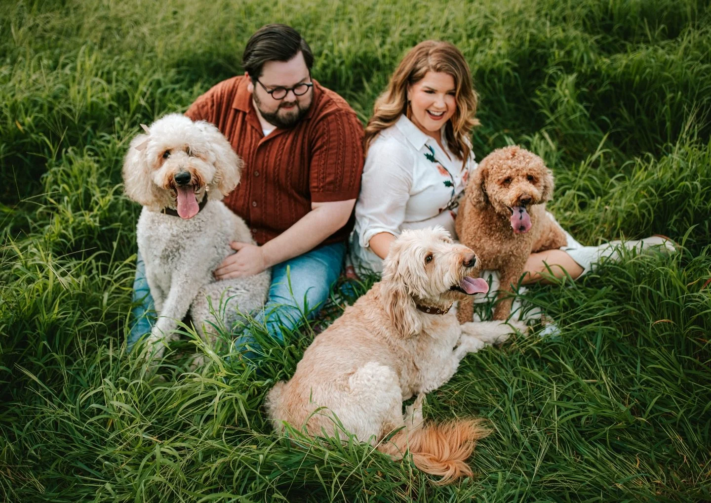 Summer at The Daffodil Farm is showing off.

Those beautiful, lush greens are officially here, creating the perfect backdrop for everything from family sessions to couples, seniors, and branding photos. There&rsquo;s something so timeless about the r