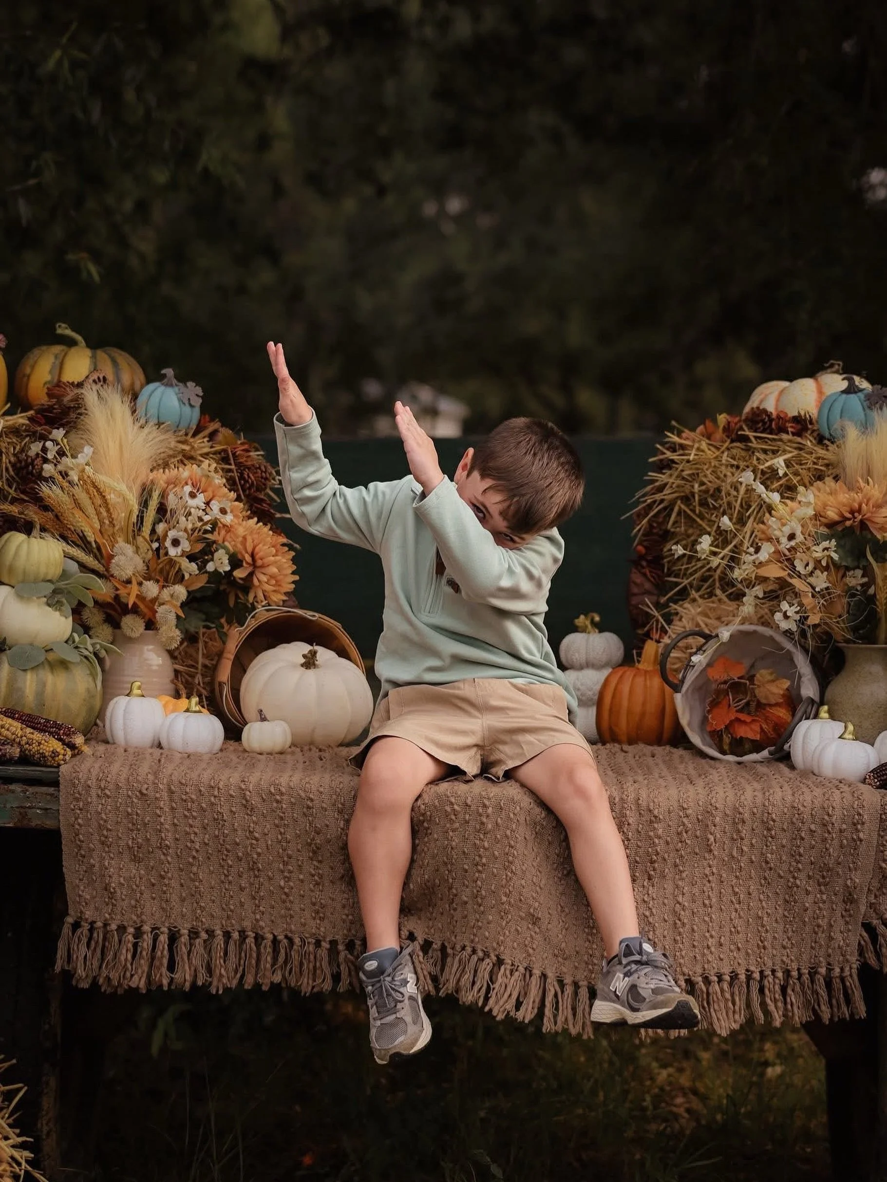 Dab your way into fall 🍂 Our fall wagon officially opens in September, and we&rsquo;re more than ready for the main character moments.

By appointment only
Calhoun, GA
Photographer: @jordan.mckinsey