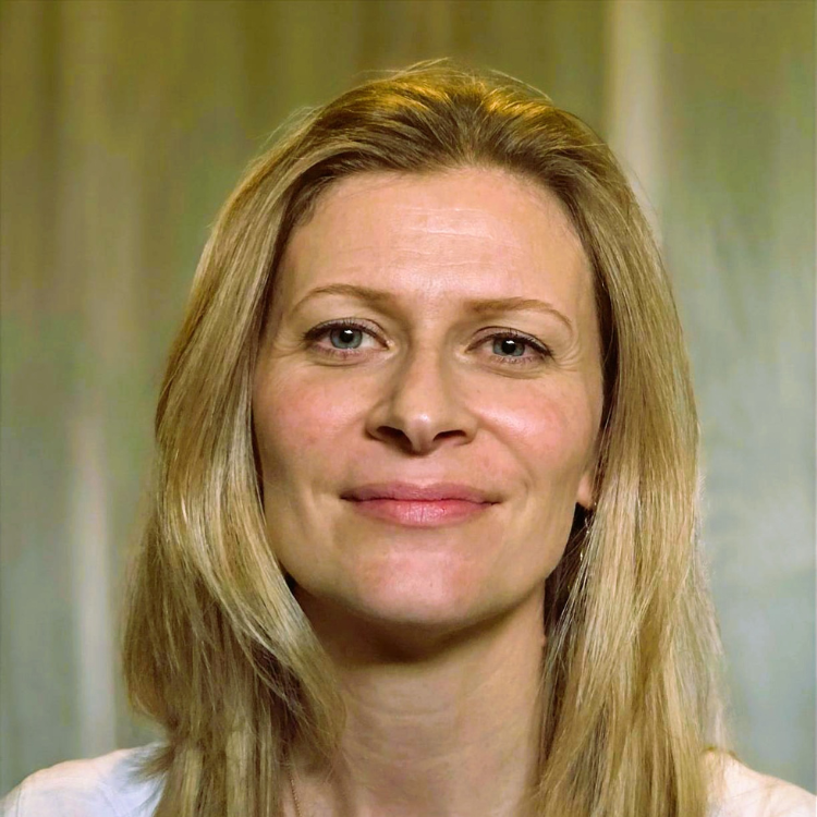Emma Gremley headshot