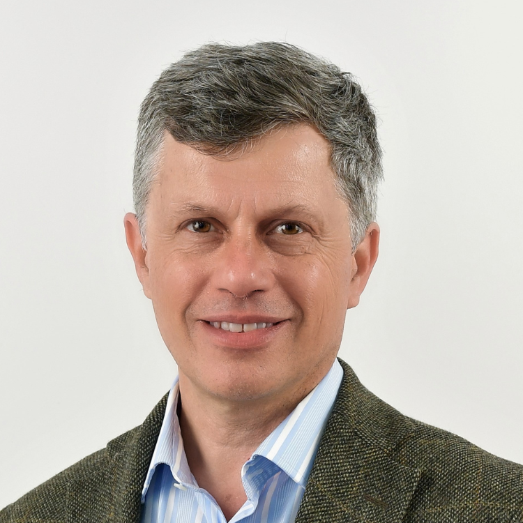Lance Bartholomeusz headshot