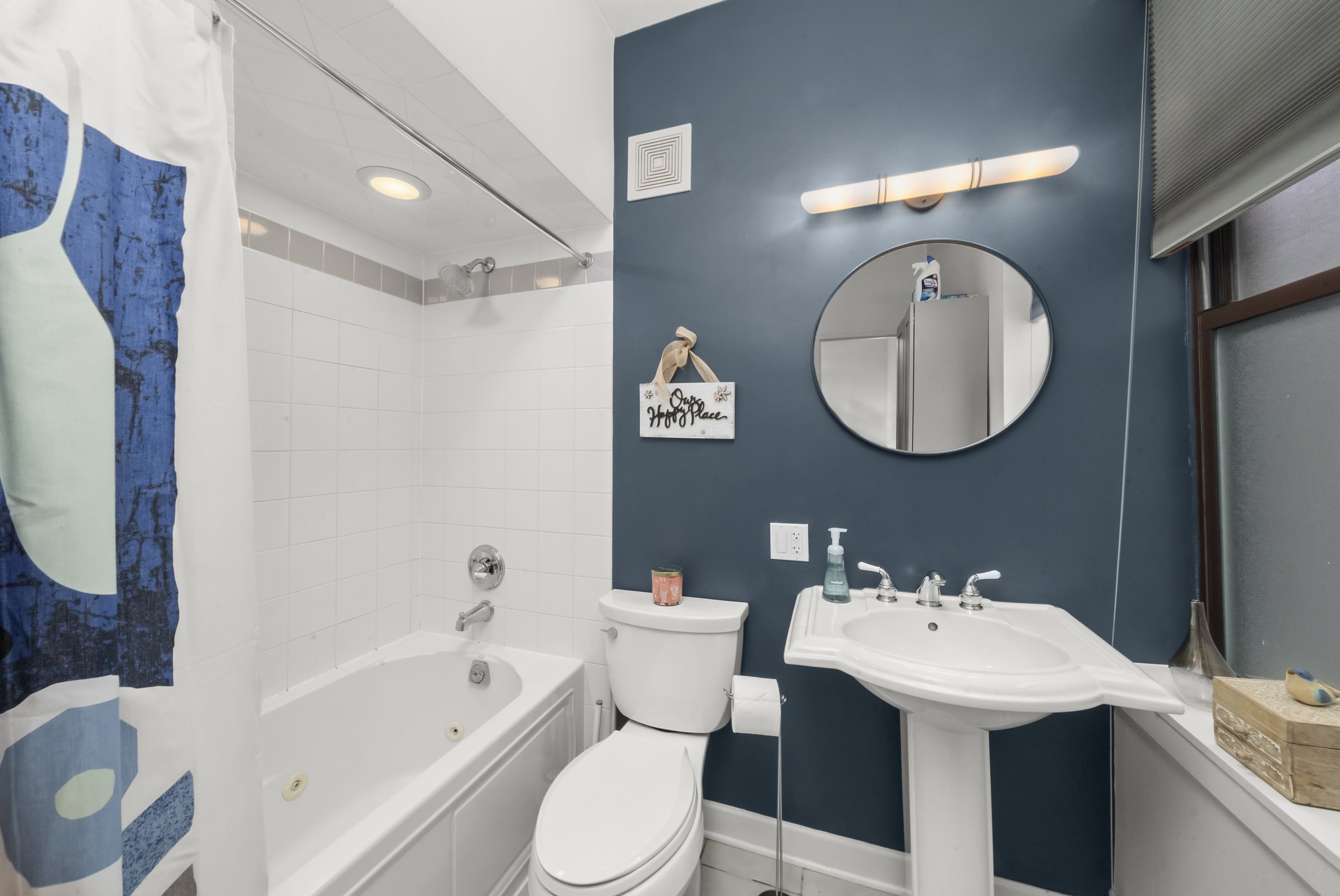 15-Primary Bathroom.jpg