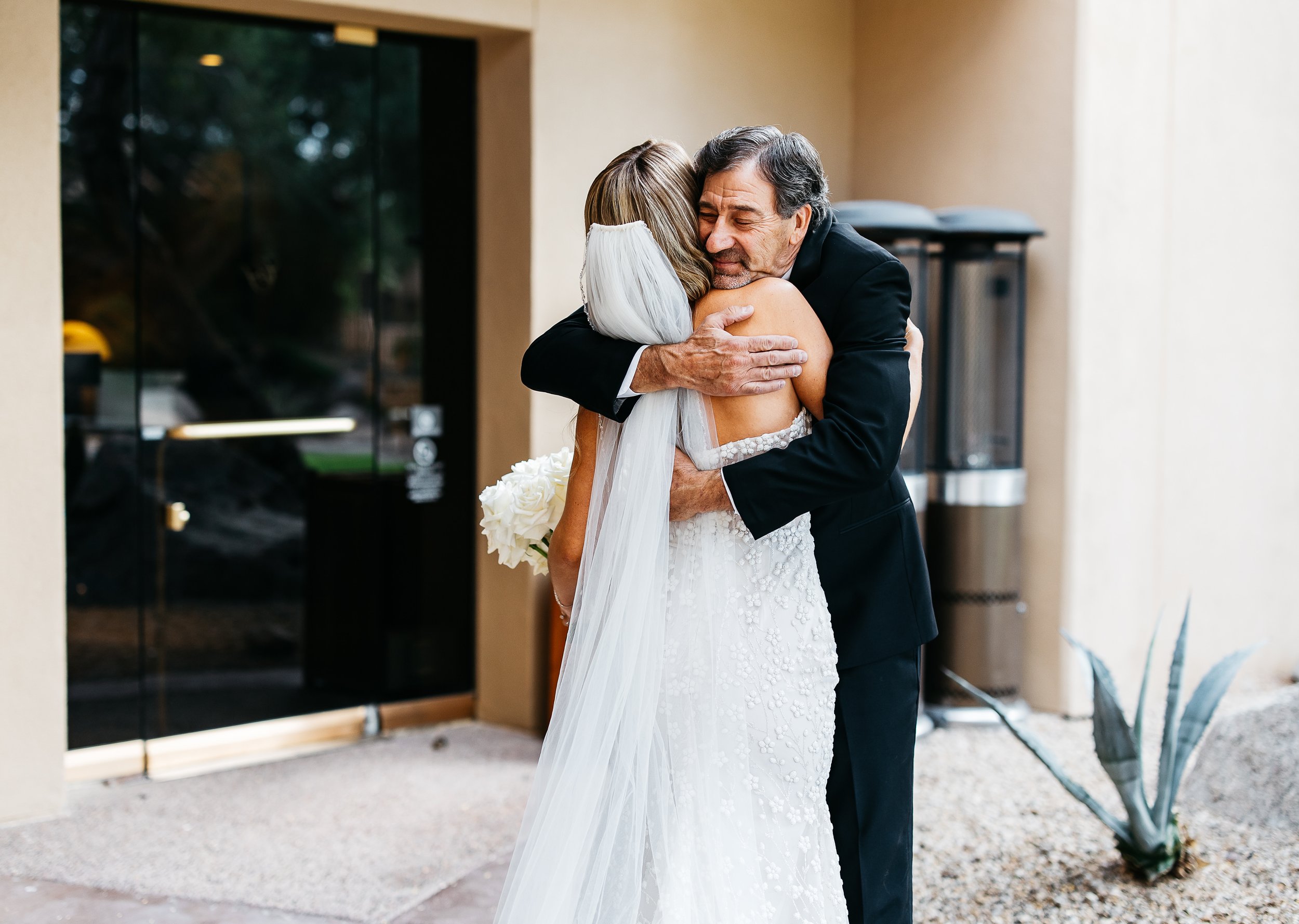 Desert Botanical Gardens Phoenix Arizona Wedding Couple