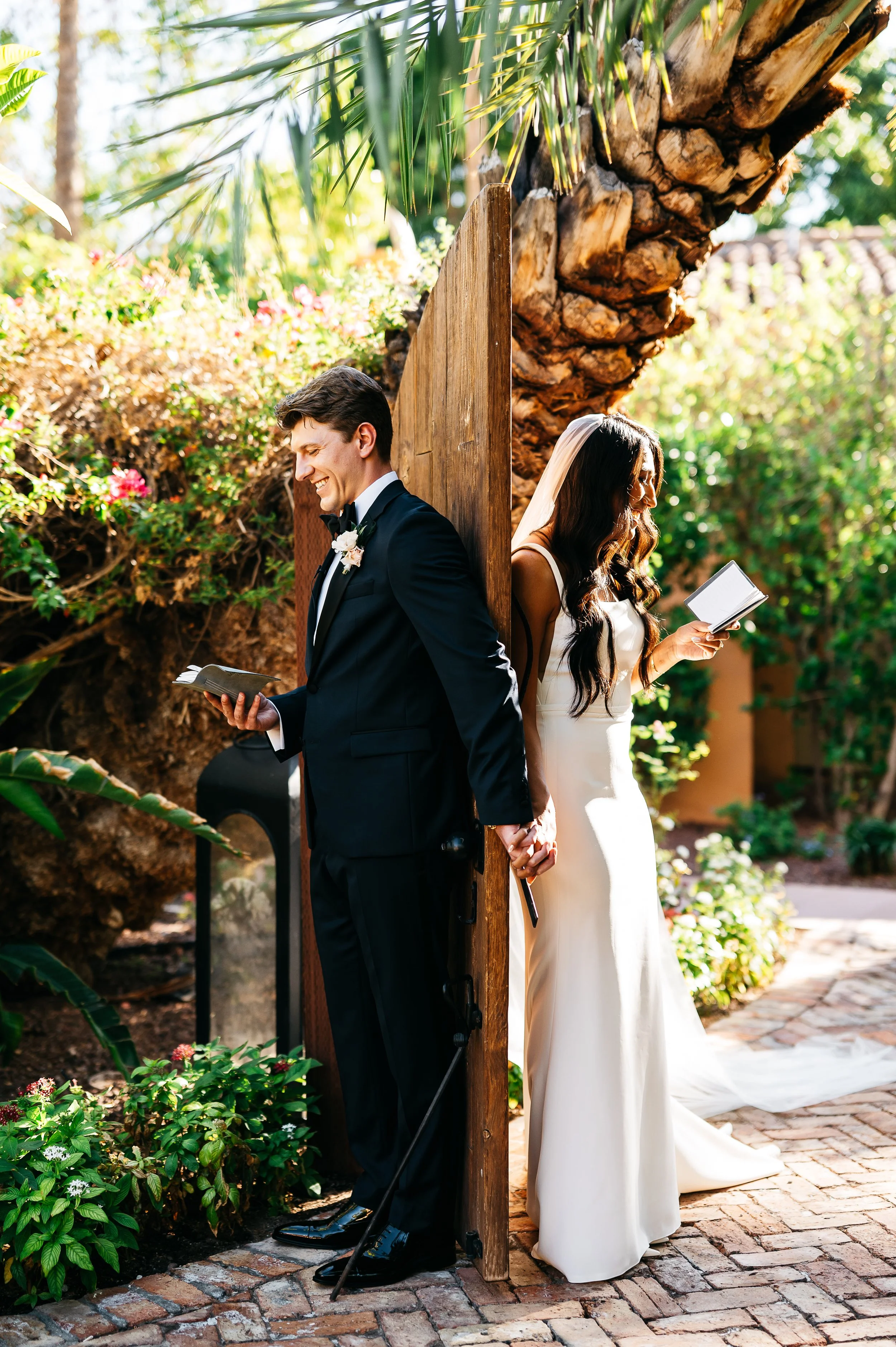 Bride and groom sunset photo in Arizona at the Royal Palms Resort