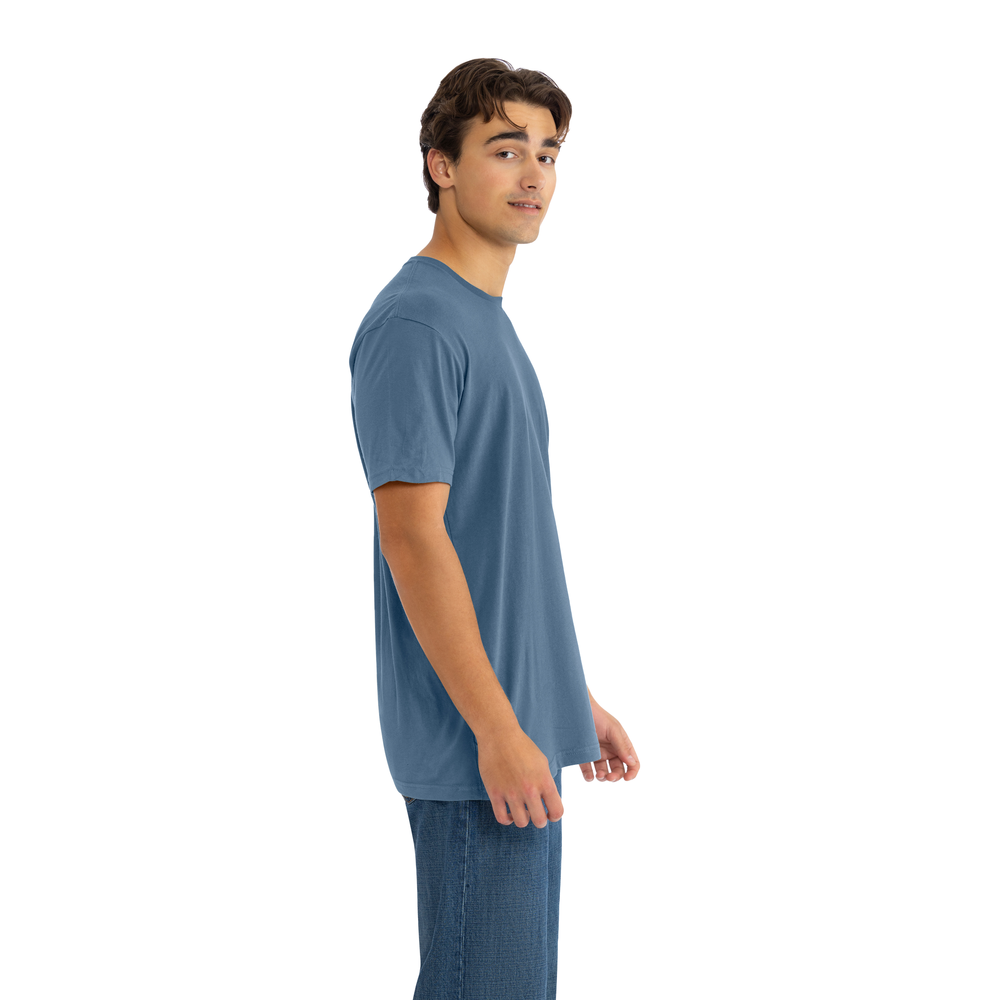 Web1000x1000-PhotoModel-3600Men_sCottonT-Shirt-Side-BlueJean.png
