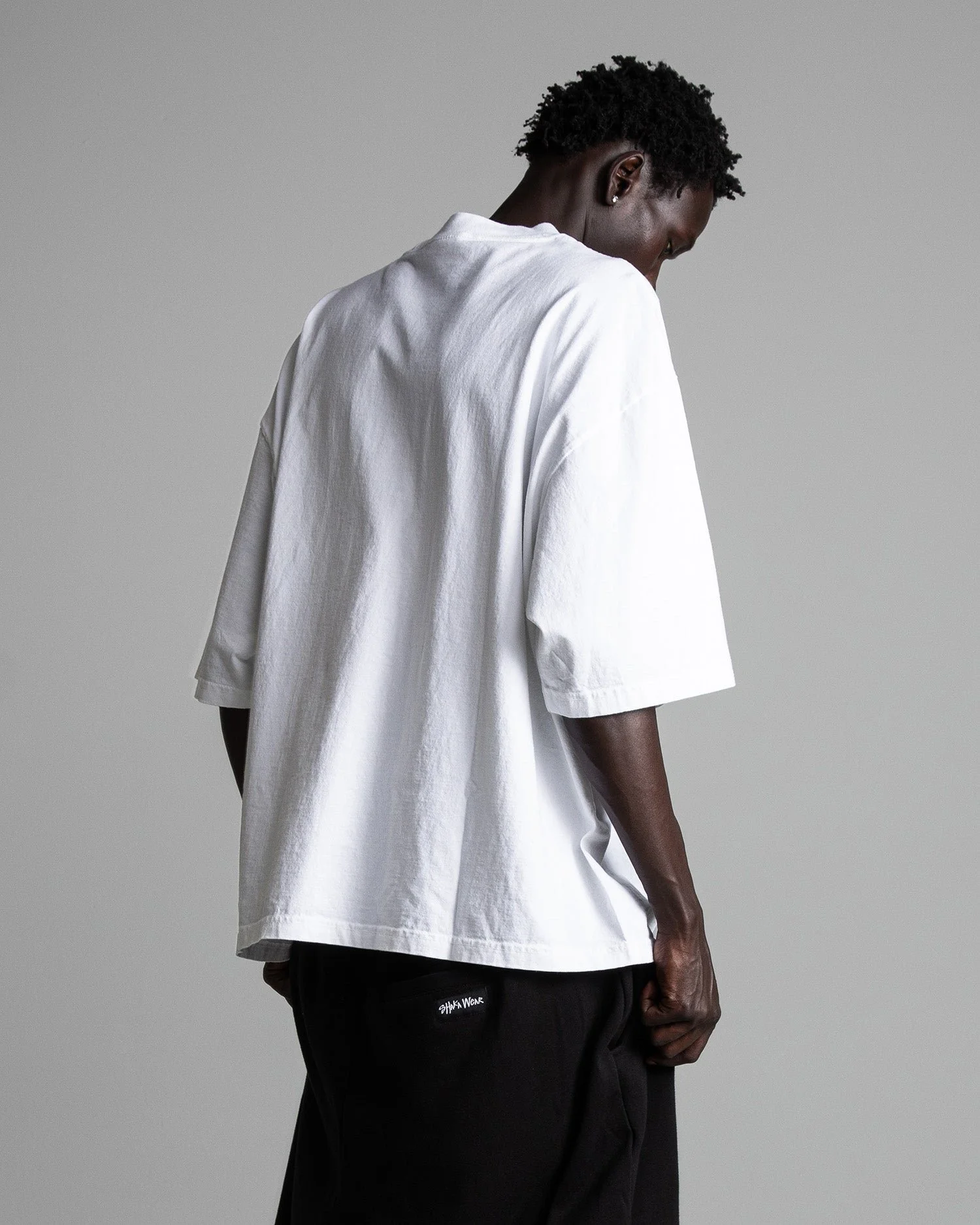 7.5ozMaxHeavyweightGarmentDyeDropShoulder_White_Back003.jpg