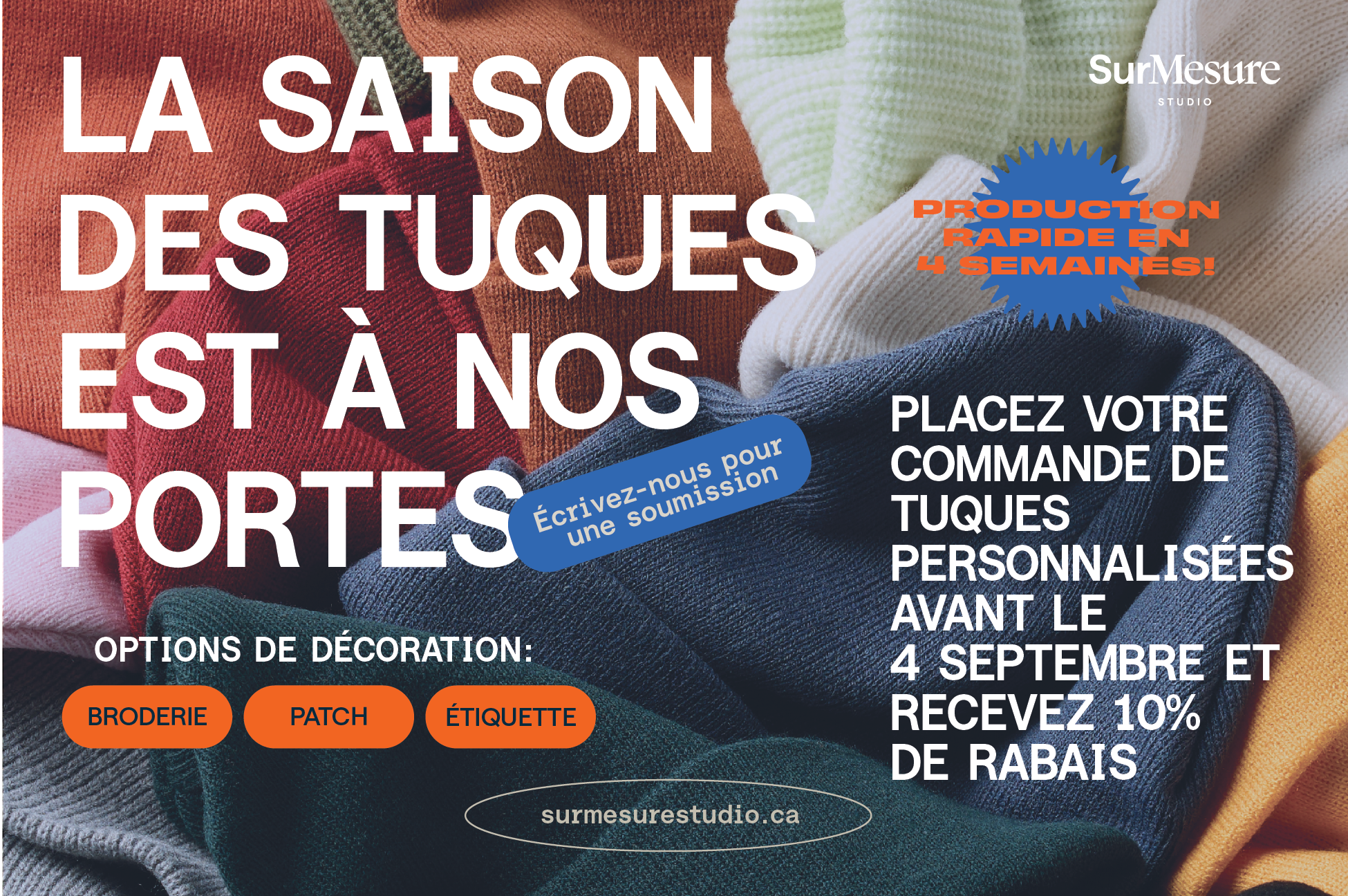 Close-up of a colorful pile of folded sweaters with overlaid French text promoting a clothing sale, highlighting quick production and personalized orders, with orange buttons labeled 'BRODERIE,' 'PATCH,' and 'ÉTIQUETTE.'
