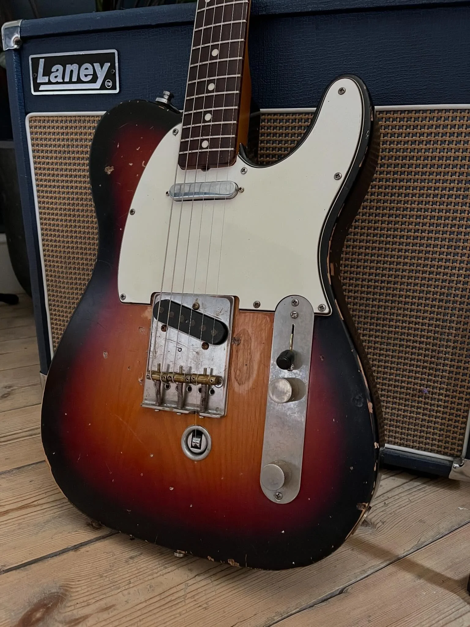 Just finished putting together this Tele b-bender partscaster for a customer. Really happy with how it turned out. It&rsquo;s a mix of old and new parts, and while I had it apart, I went ahead and added full copper shielding throughout so it plays su