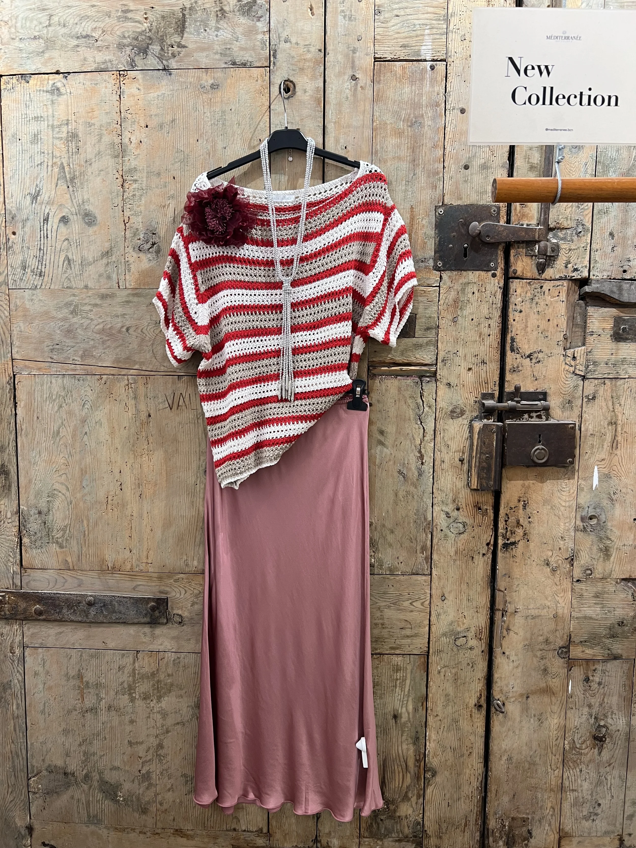 Burgundy Rose ACCESSORY