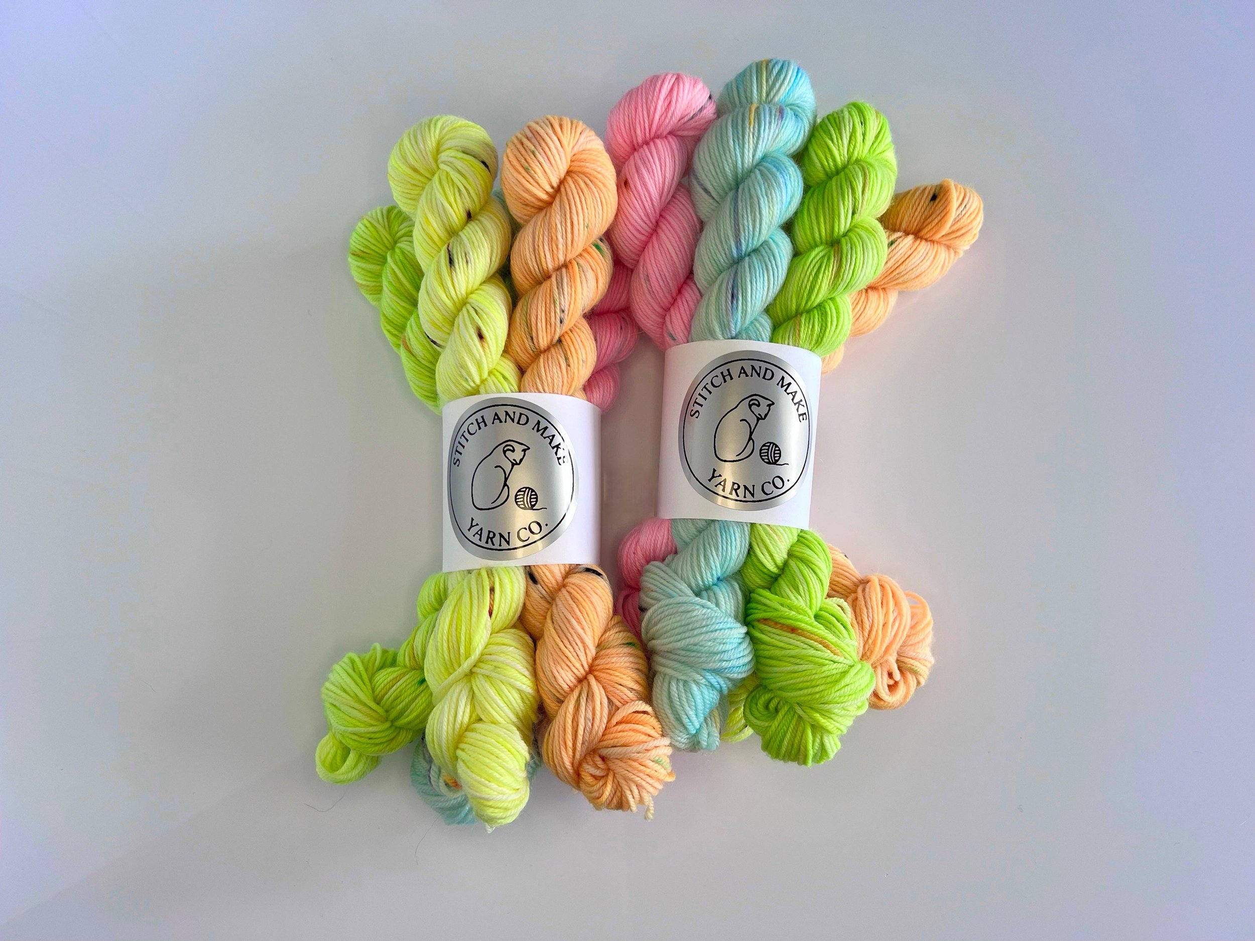 https://i.etsystatic.com/37269864/r/il/6d8d83/6008340871/il_fullxfull.6008340871_ktey.jpg