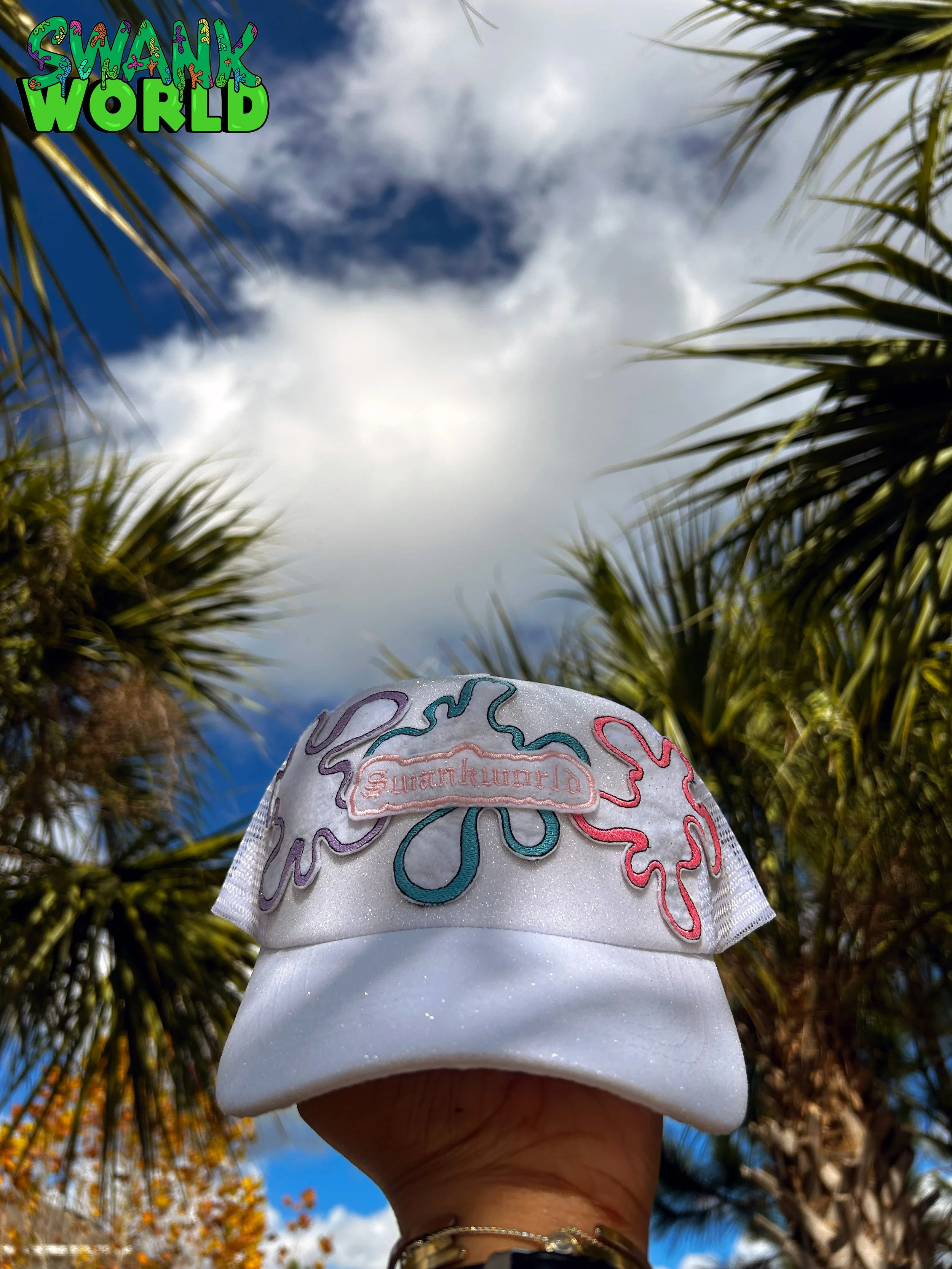 Cloud Nine SWANKWORLD Glitter Hat