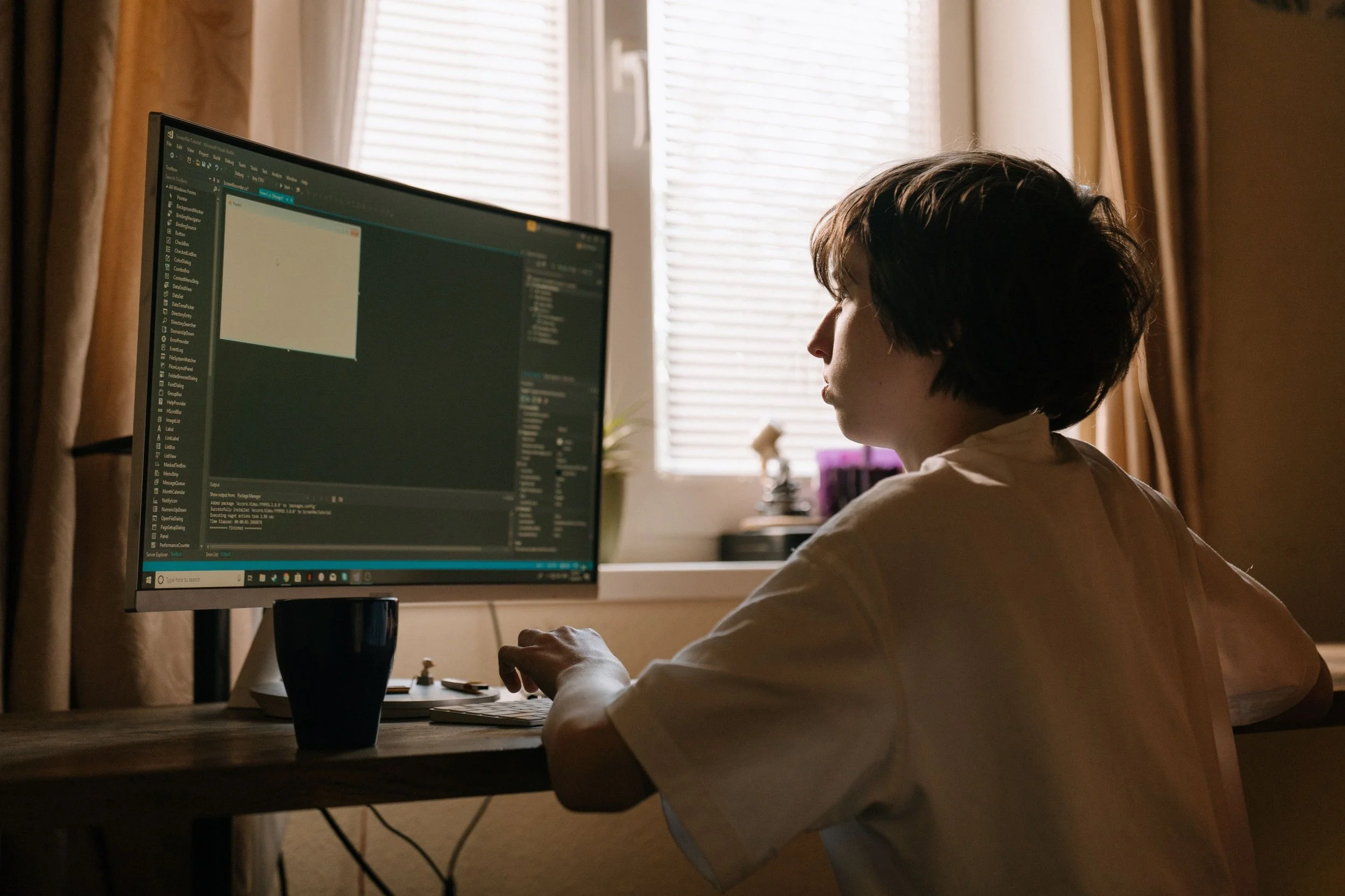 How to Evaluate an Online School's Course Catalog to Find the Best Fit for Your Family
