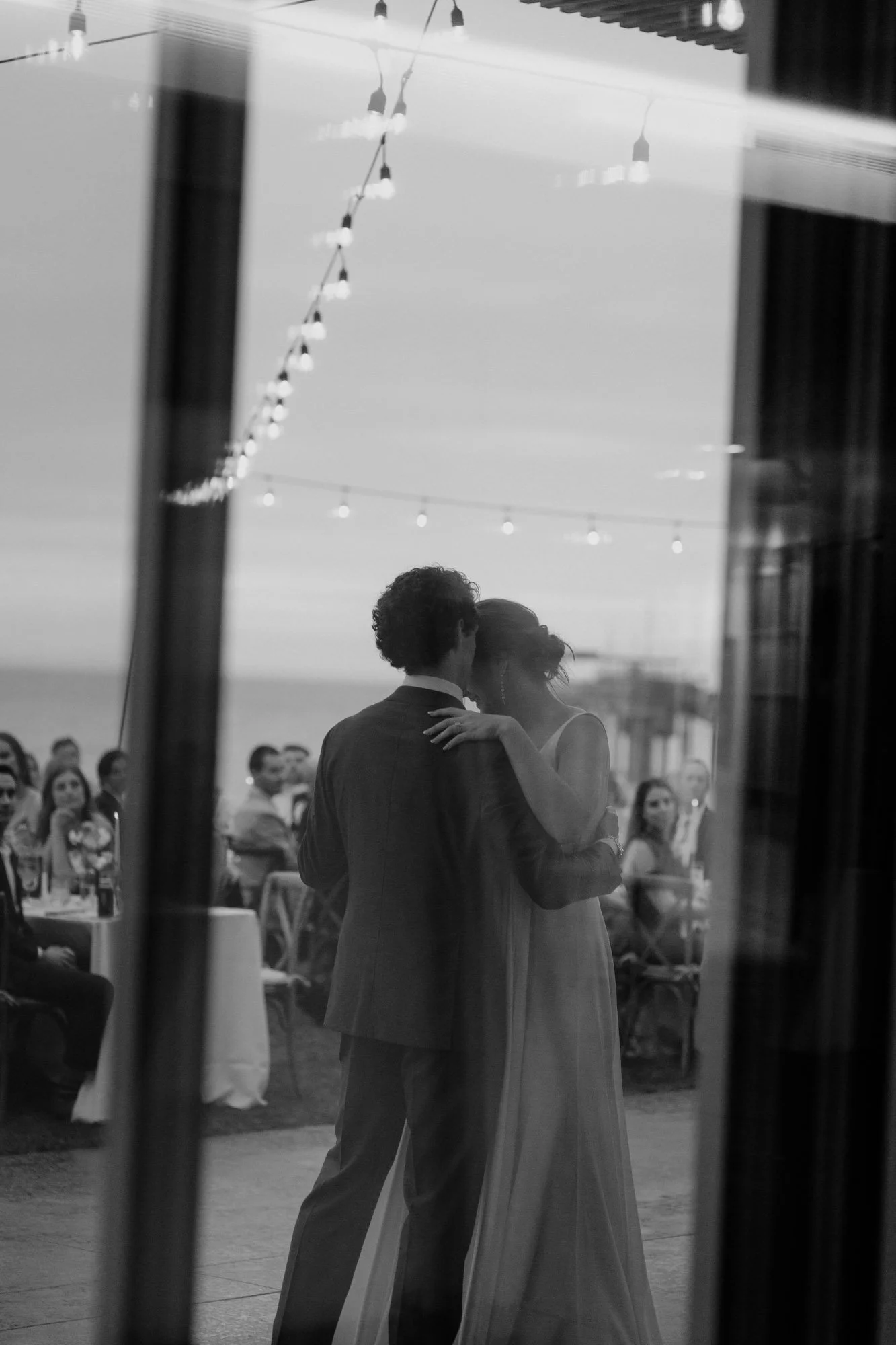 socal-southern-california-wedding-photographer-san-diego-scripps-seaside-forum-la-jolla-ocean-view-145.jpg