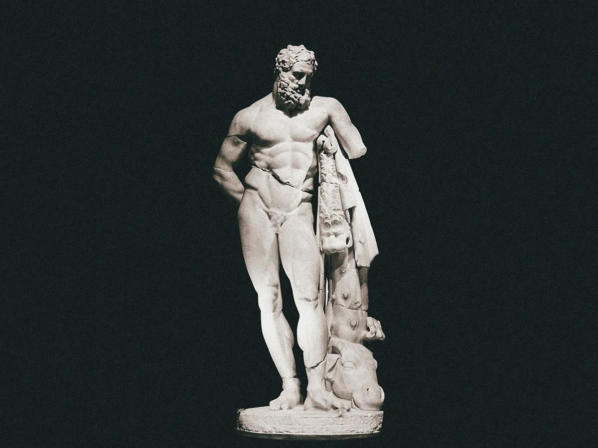 Marble male figure shown as a contrapposto reference, emphasizing balance through hips and torso.