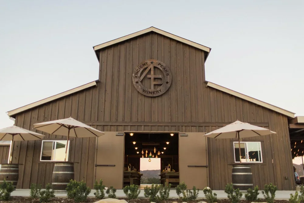 Ancient Peaks Barn wedding venue