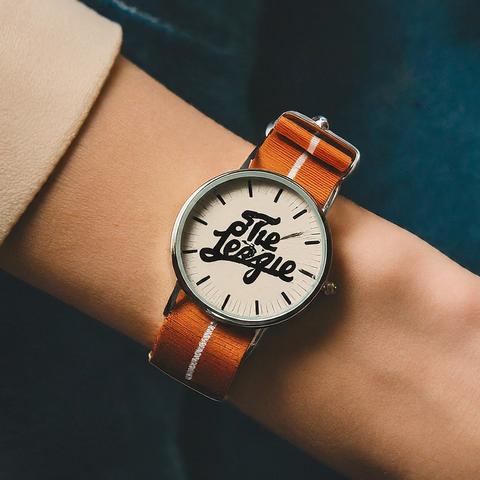 watch3.jpg