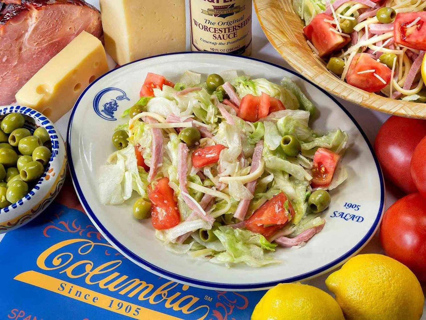 A list by @foodandwine of the oldest restaurants in each state includes The Martin Hotel of Winnemucca (1898). This iconic Basque landmark (National Register of Historic Places) has served sheepherders, travelers, and state leaders for 125+ years.

S