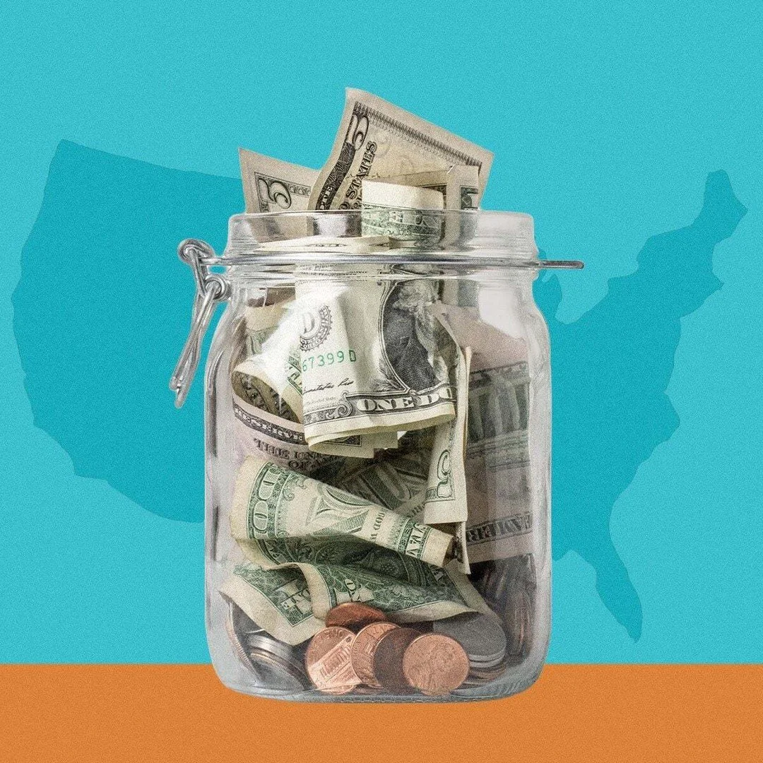 Nevada ranks 5th in the nation for tipping generosity. Nevadans average 16.88% tips, well above the national average of 15.46%, trailing only South Carolina at 20.71%. The lowest tippers are Oregon at 13.10% and Virginia at 13.58%. Tipping increases 