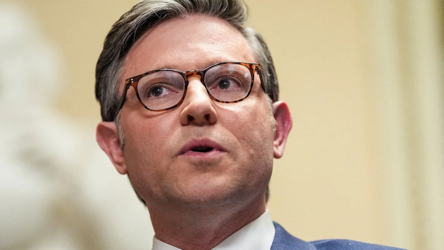 Shutdown update: The House passed a short-term bill Friday to fund the DHS for eight weeks, sending it back to the Senate, where Sen. Schumer (D) called it &ldquo;dead on arrival.&rdquo;

As the stalemate enters its seventh week, Pres. Trump (R) sign