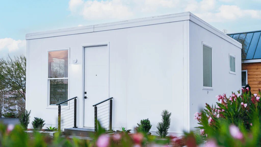 Las Vegas is getting a tiny-home community with rents of ~$1,000 per month. The project will feature 50 custom Boxabl homes on a 2.25-acre site. Boxabl is a Las Vegas-based company that makes innovative, foldable modular homes, which can be shipped f
