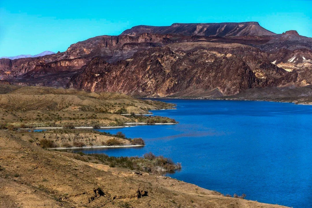 Water forecasters now predict the Lake Mead reservoir could drop below its historic low of 2022 due to poor snowpack and reduced releases from Lake Powell. This threatens Hoover Dam hydropower and Southern Nevada&rsquo;s water supply. Lower Basin sta