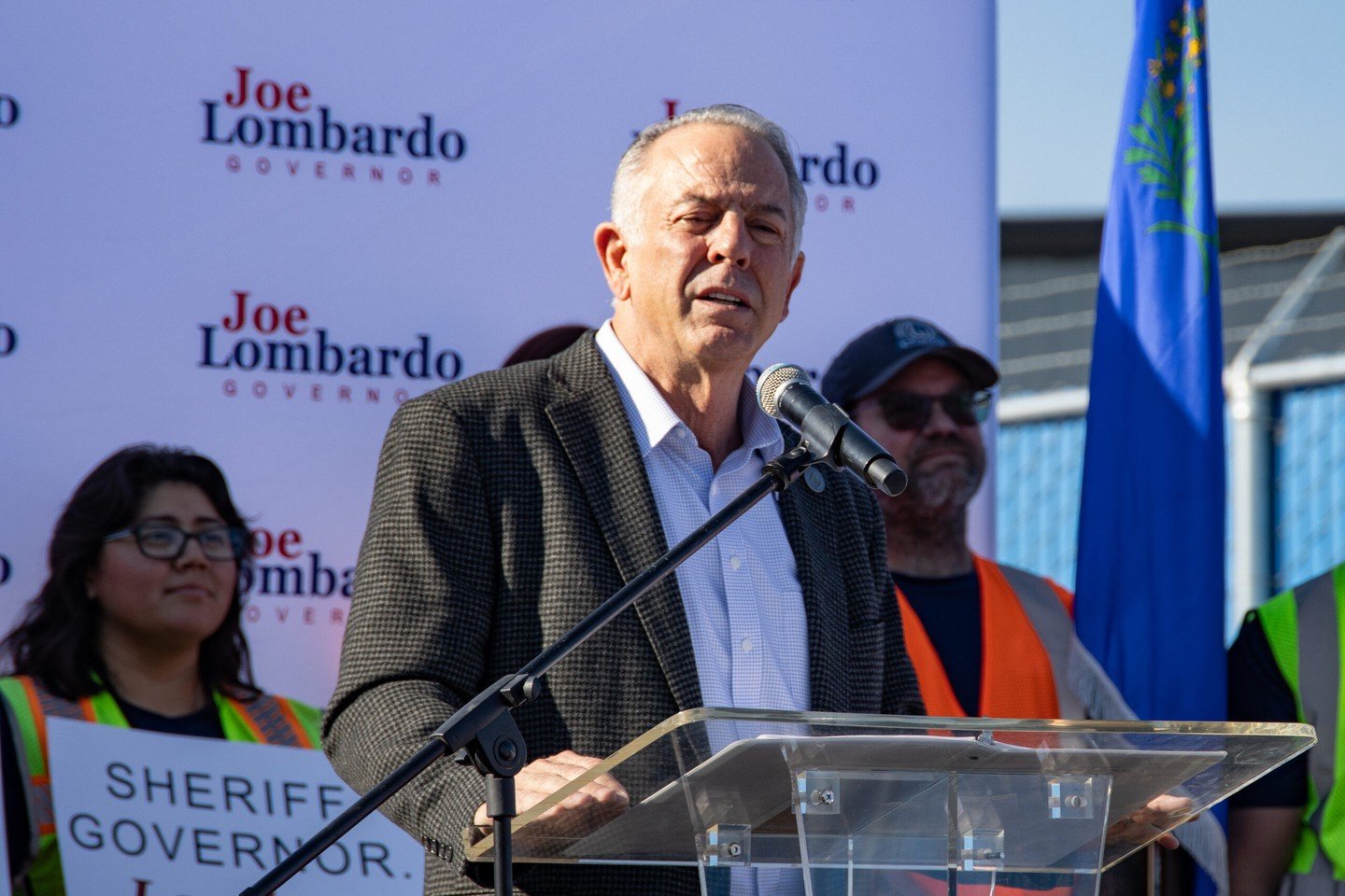 POLL: Three GOP-commissioned polls show Nevada&rsquo;s Republican Gov. Joe Lombardo leading Democrat Aaron Ford by 9, 12 and 7 points in the governor&rsquo;s race.

Src. https://thenevadaindependent.com/article/three-gop-polls-show-lombardo-with-siza