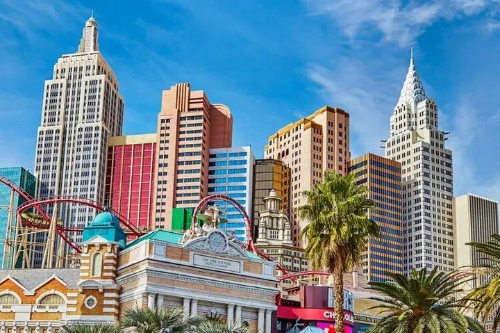 Las Vegas ranked as America&rsquo;s happiest travel destination in an analysis of 1 million traveler reviews, finishing ahead of Maui and New York.

Src. https://www.travelandleisure.com/happiest-place-to-travel-in-usa-12033547