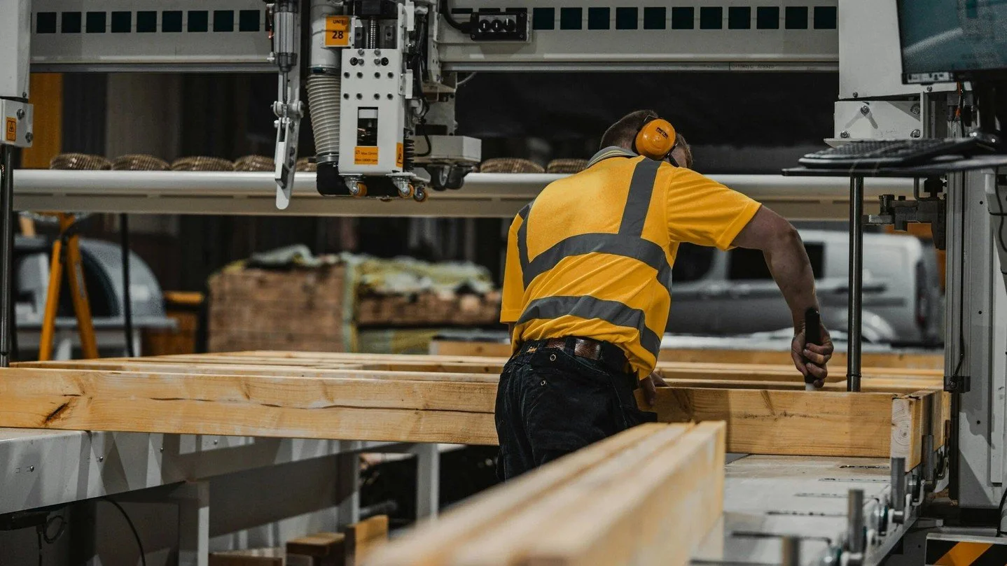 Working-class voters are politically split, according to polling: 38% say Democrats represent them, 32% say Republicans. They are a large share of Nevada&rsquo;s electorate, especially in Clark County. Most working-class voters say politicians mentio