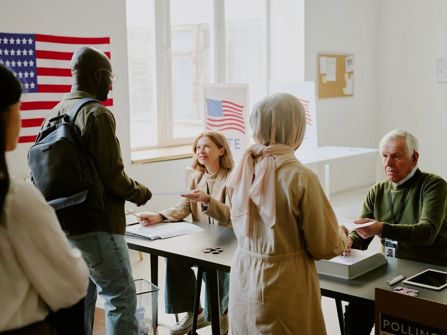 Nevada voters can expect mail ballots between now and Oct. 12, with early voting from Oct. 17 to 30, and Election Day on Nov. 3. Same-day registration is allowed. At the polls, voters check in on a Poll Pad, receive a printed ballot, and scan it them