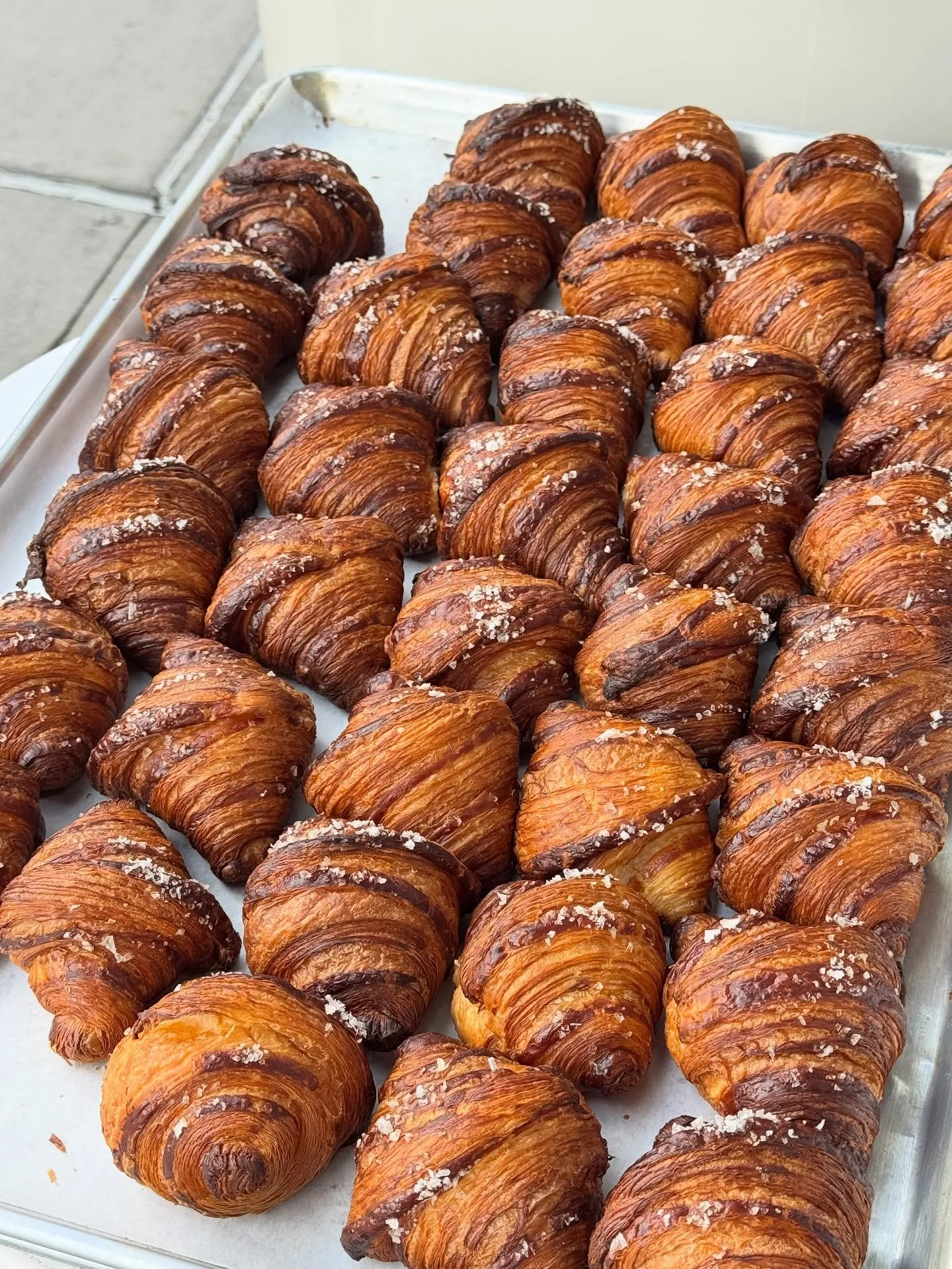 Our 🥨 croissants topped with thick sea salt for @theory__ last Saturday. Kind of sad these were only for one day.