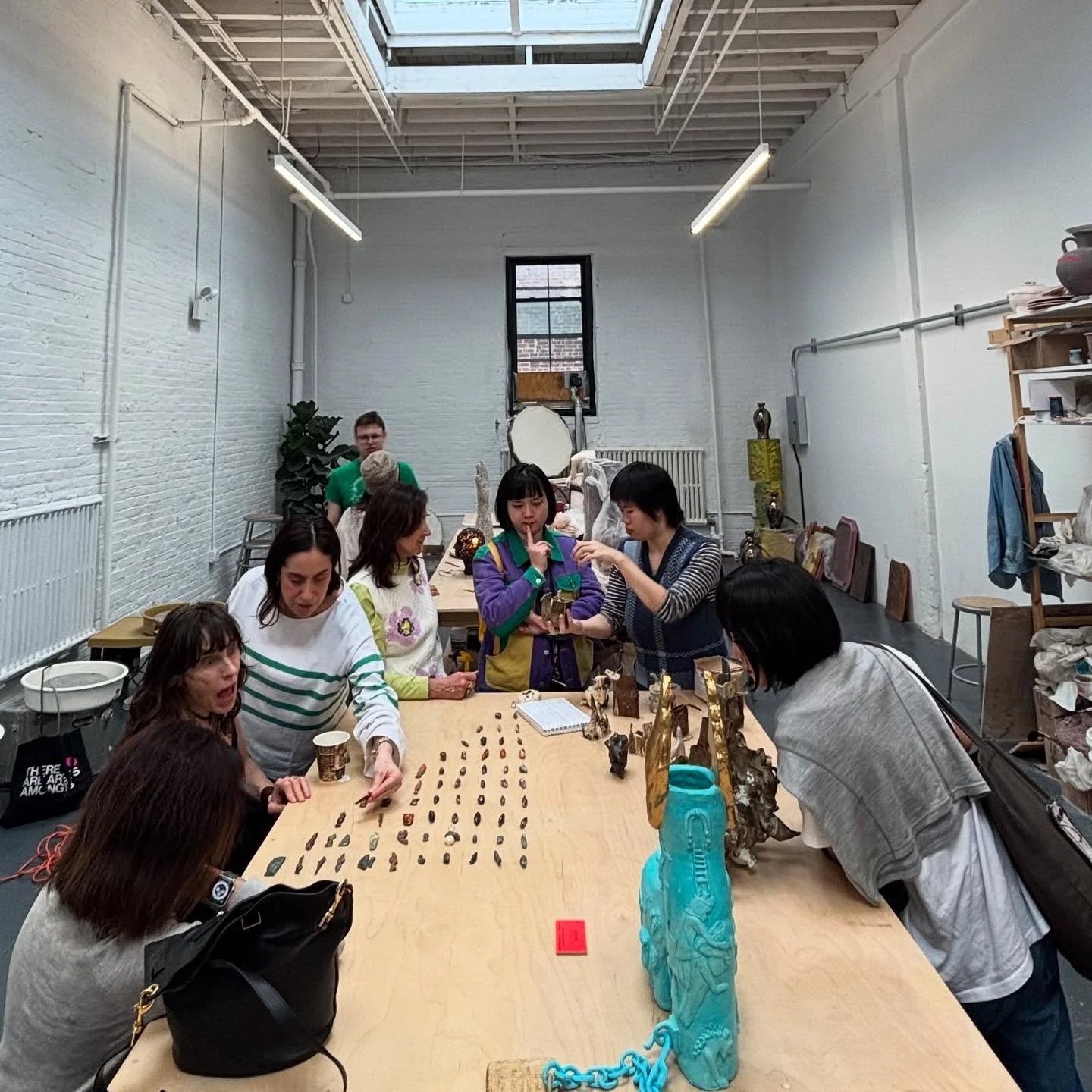 @greenwichhousepottery &ldquo;Out on the Town&rdquo; class stopped by for a great studio visit with @borfo_lives @26willow26 @ryanrennie @celene.artist. Thanks for stopping by @sweetcarolinenyc