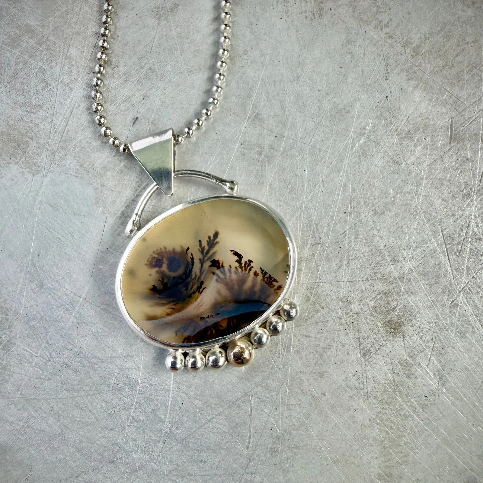 JENNY KOLCUN
Jewelry & Ceramics
jennykolcun@mac.com
@agate.and.ember