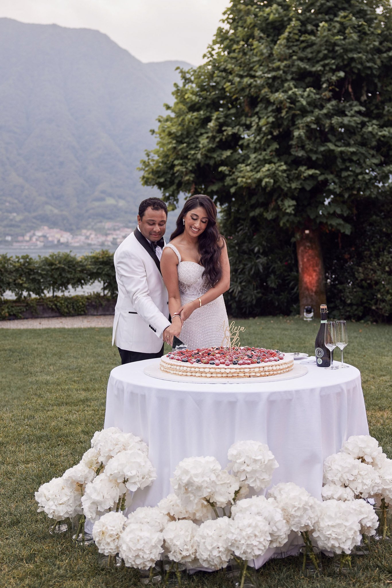 Classic Cake Cutting