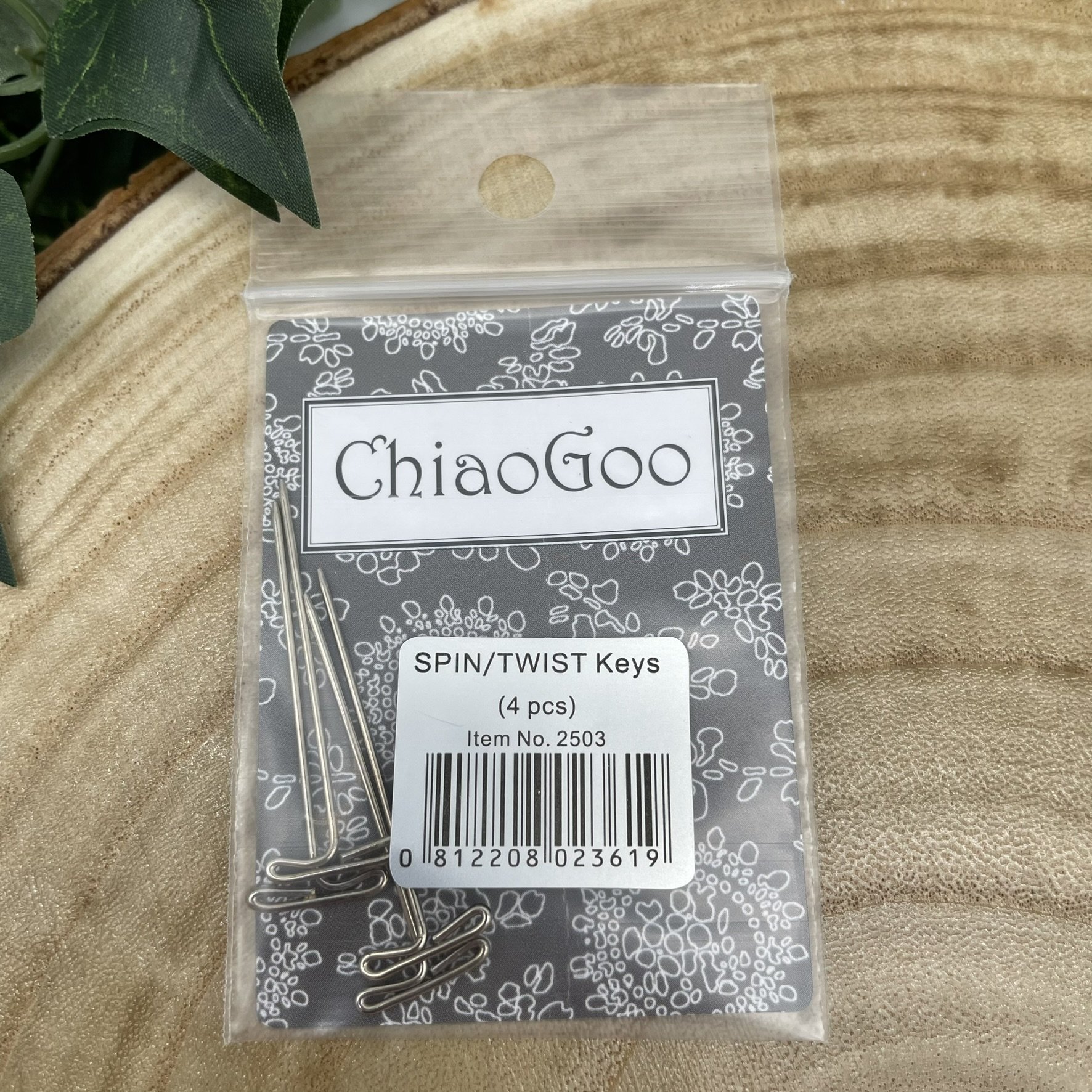 Back of ChiaoGoo Spin & Twist Tightening Keys package showing product details and warning label