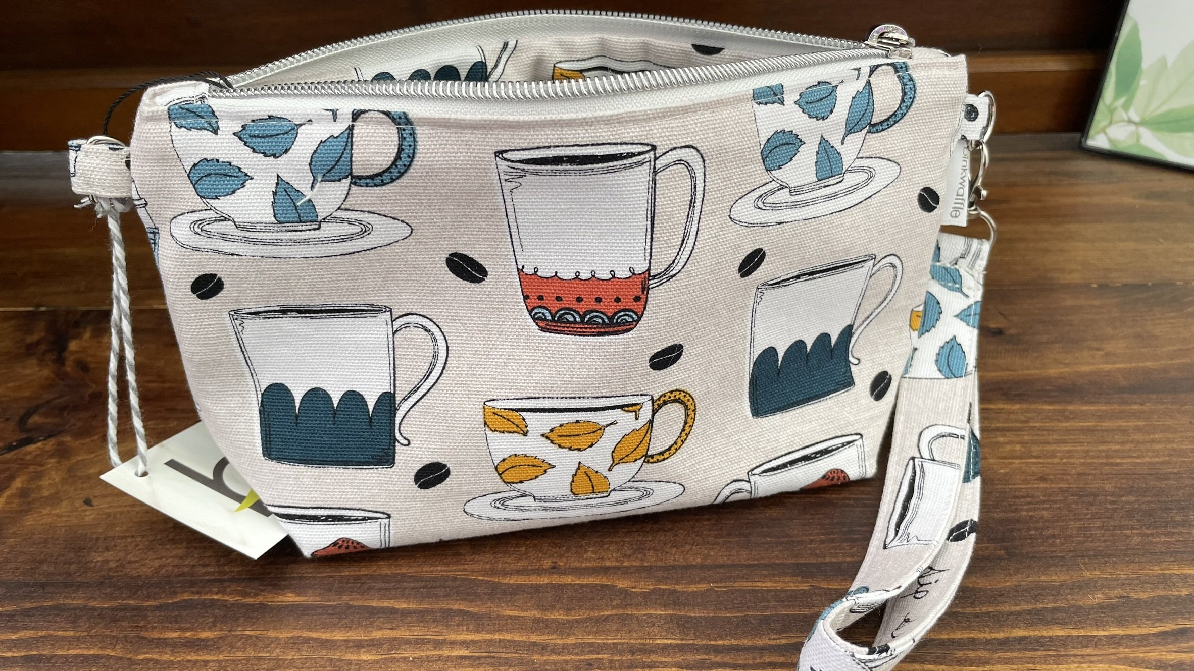 coffee-mug-zippered-accessories-pouch-angled.jpeg.JPEG