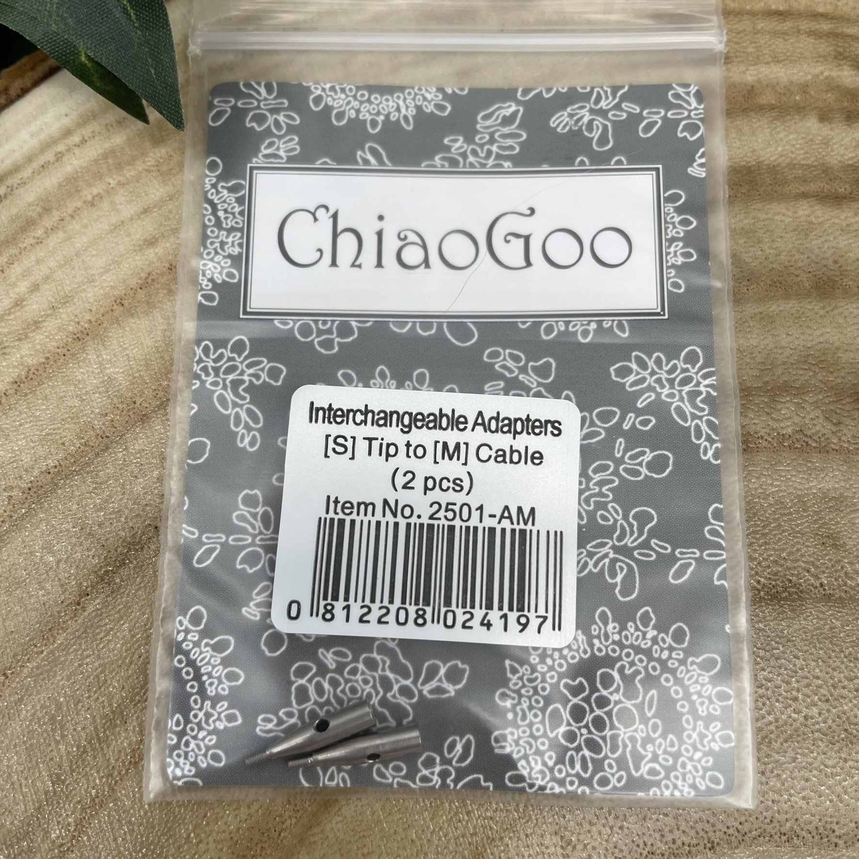 ChiaoGoo interchangeable adapter for S tip to M cable, 2 pieces in original packaging, close-up
