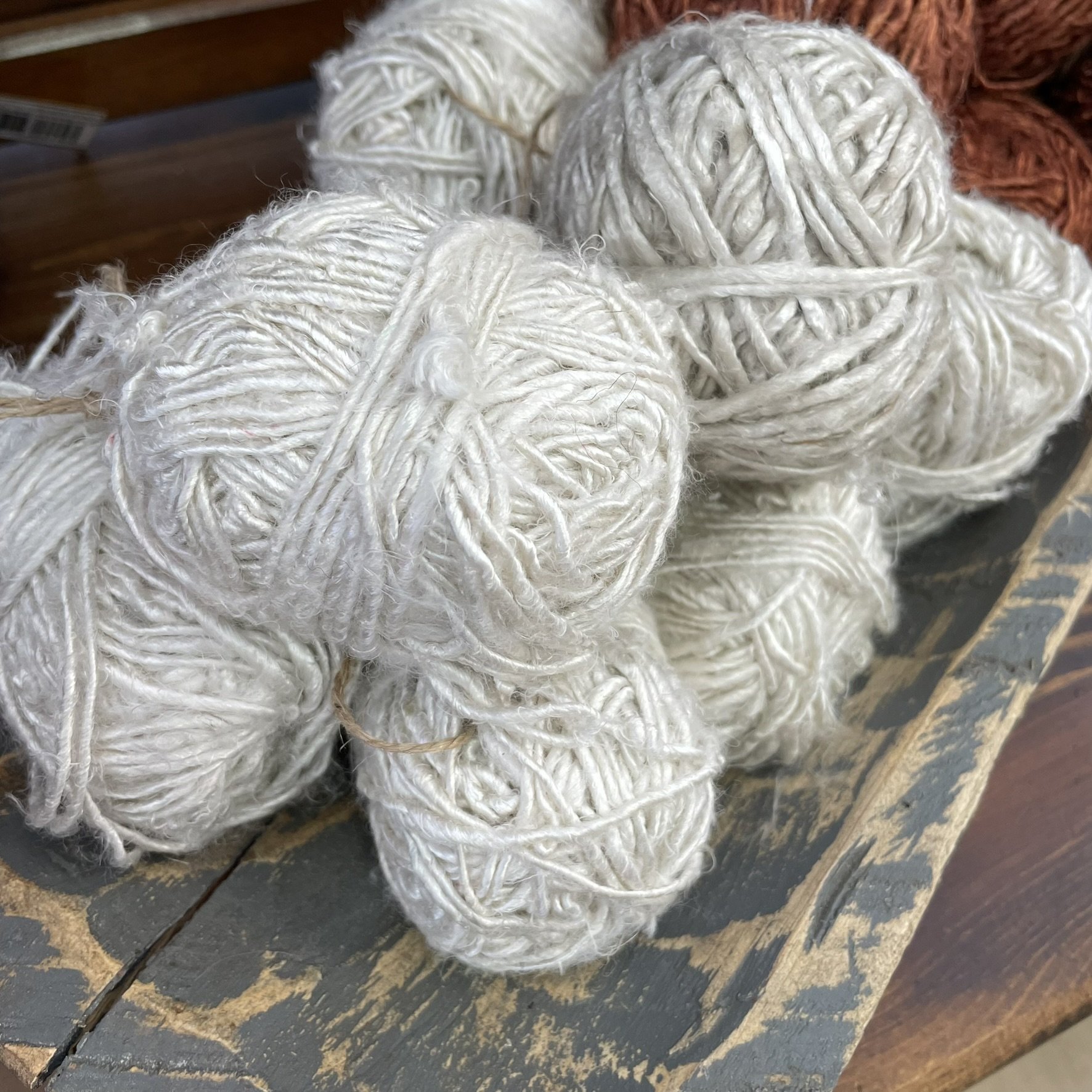 Second view of Ice White banana fiber yarn, highlighting the sheen and softness.