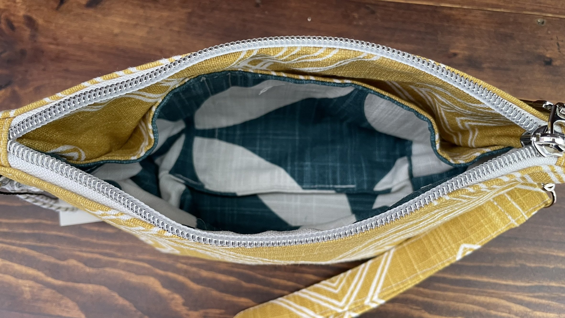yellow-geometric-zippered-accessories-pouch-inside.jpeg.JPEG