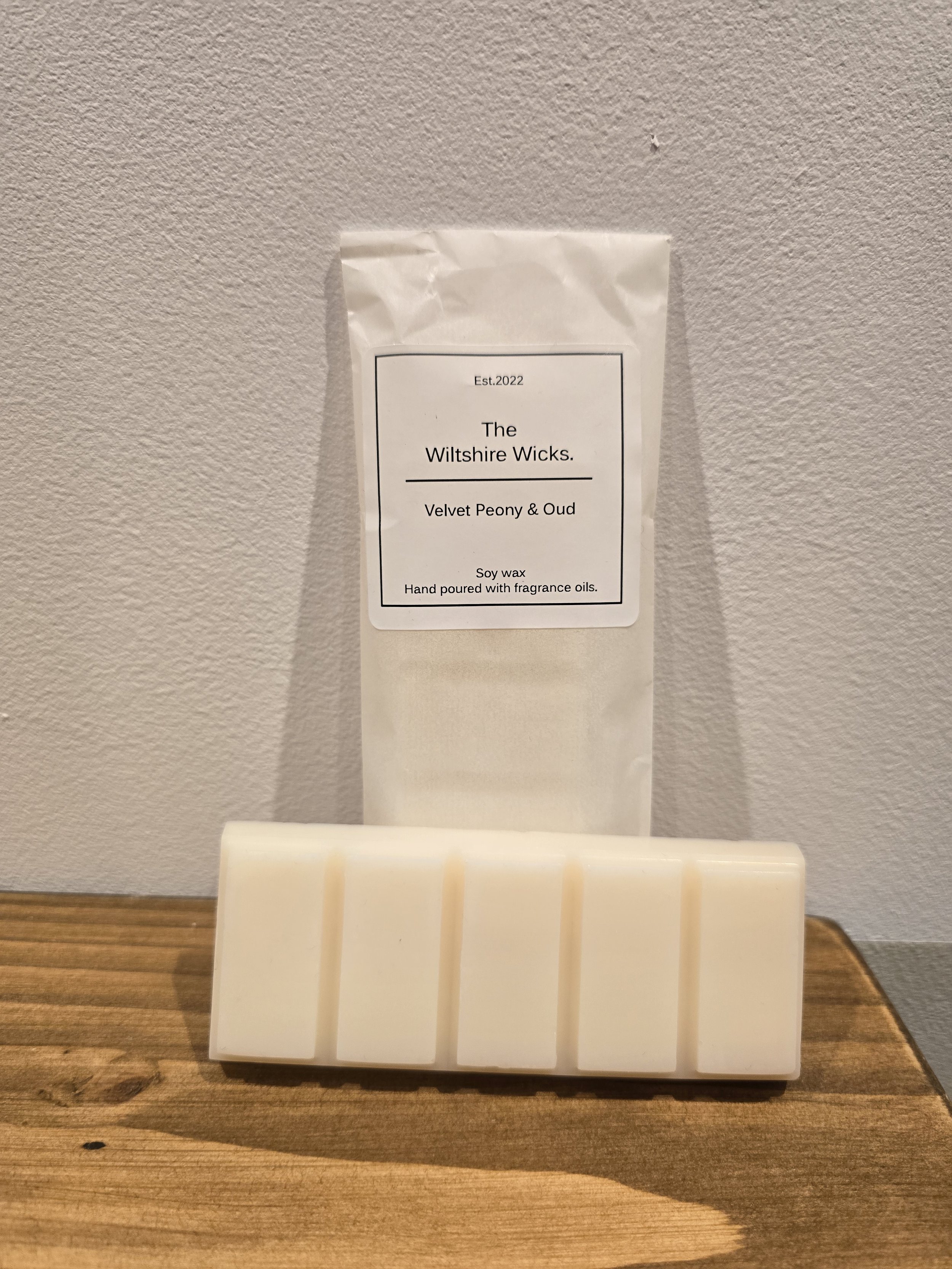 Velvet Peony & Oud Wax Melt