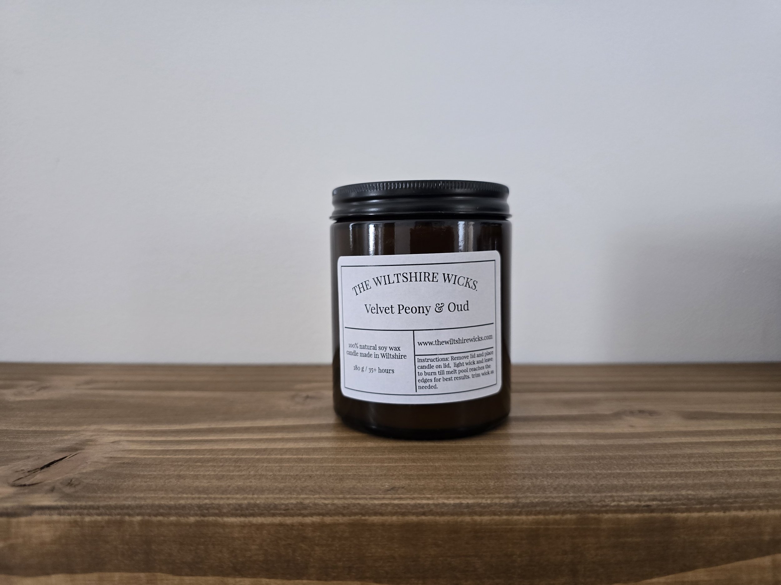 Velvet Peony & Oud Candle