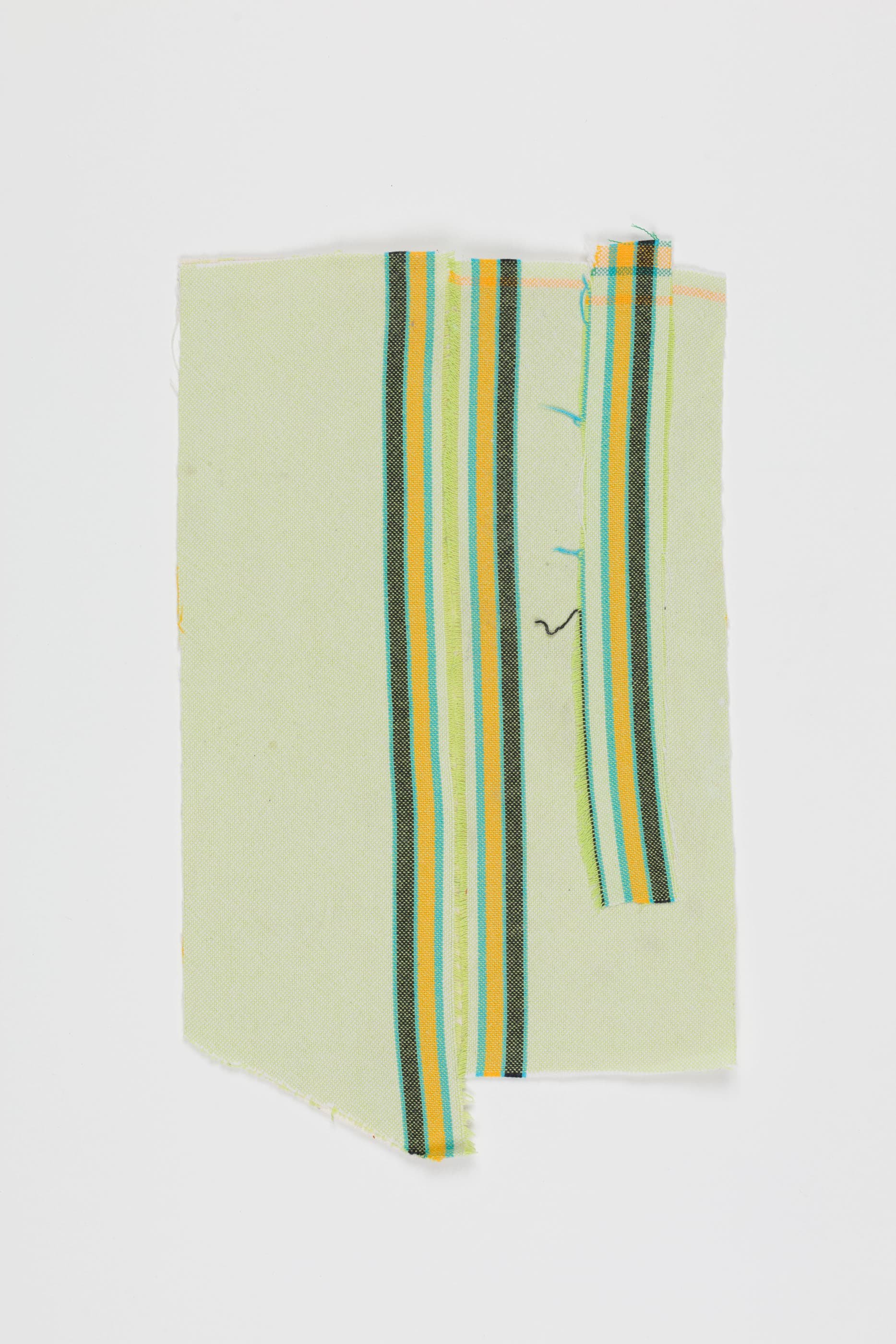 Contextual Age 2023
30x18 cms
fabric on canvas